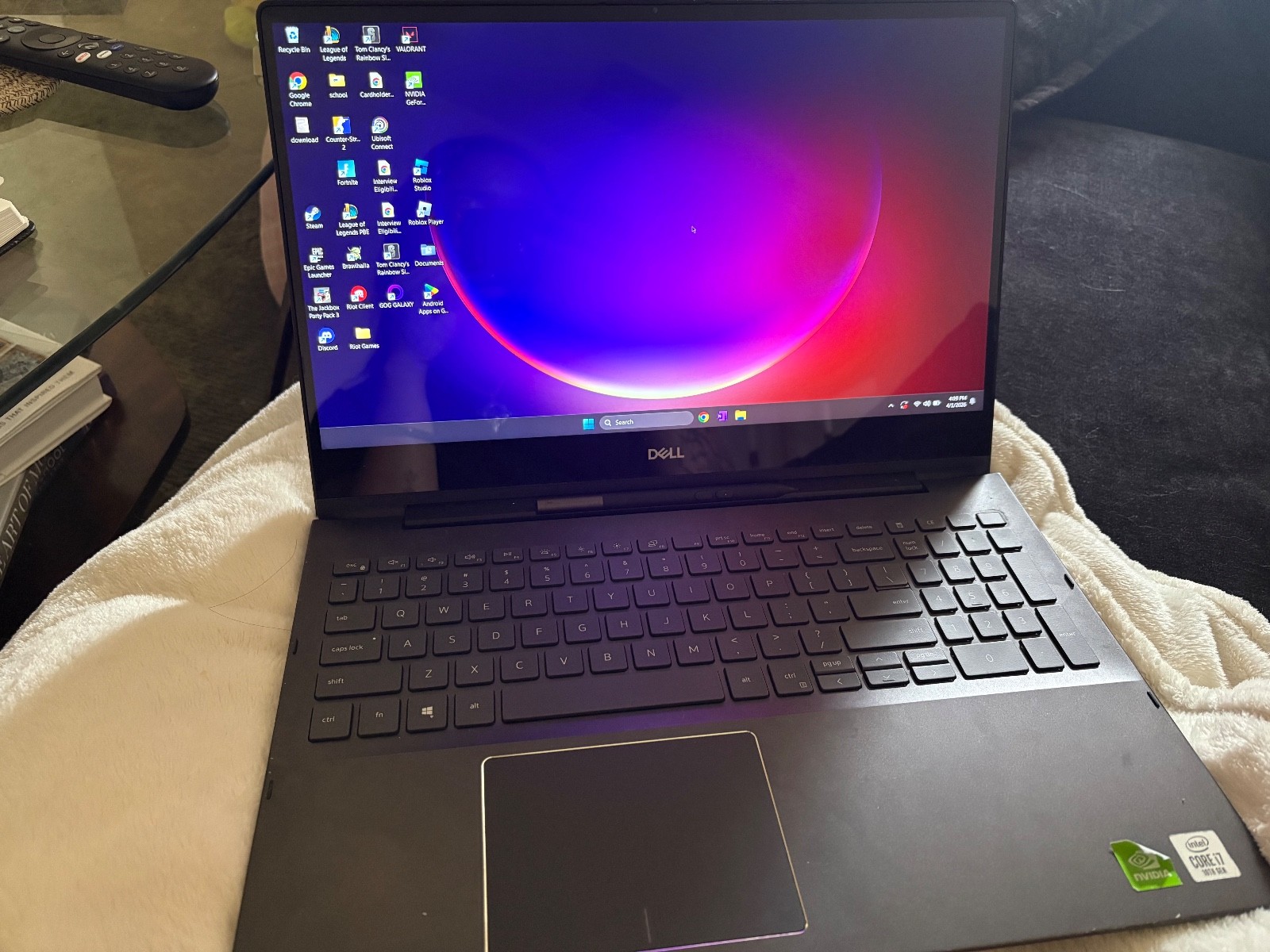 Dell Inspiron 7591 2-in-1 15.6″ UHD i7-10510U 1.8GHz 16GB RAM 512GB NVIDIA MX250