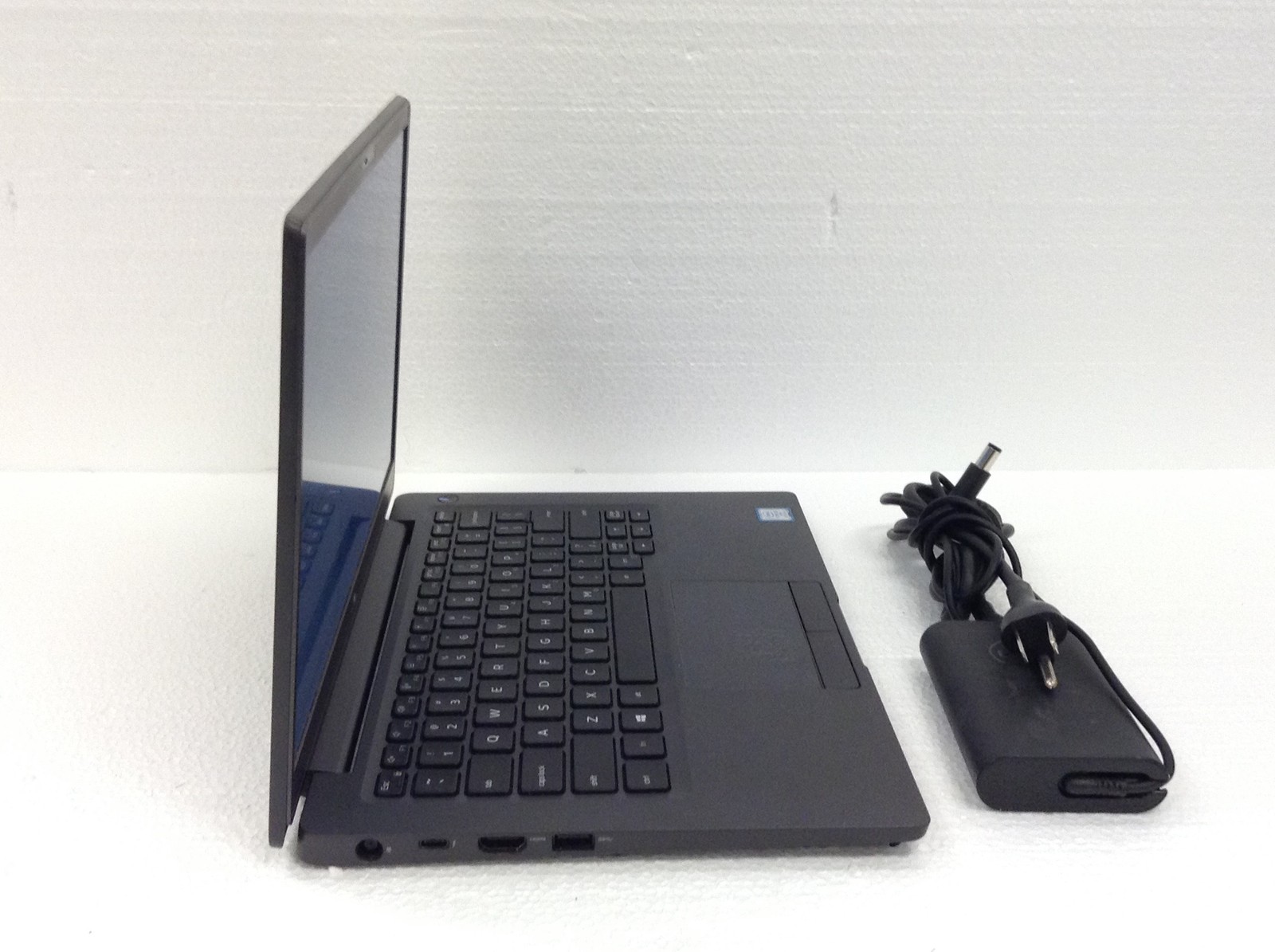 Dell Latitude 7300 13.3″ FHD Laptop i5-8365U 1.60GHz 8GB WiFi AC Adapter, NO HD