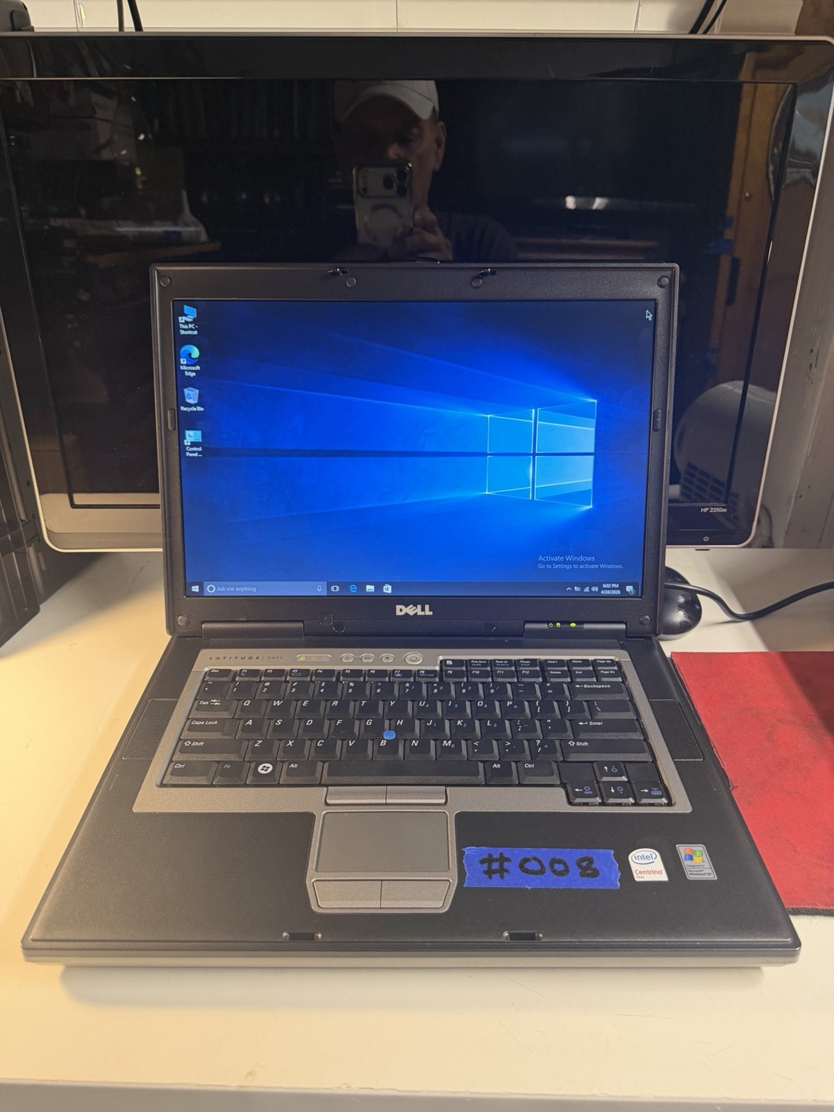 Dell D830 15.4”, Win10pro64, Intel CenDuo 1.80 40 GB 1.513 Gb Ram DVDRW #040