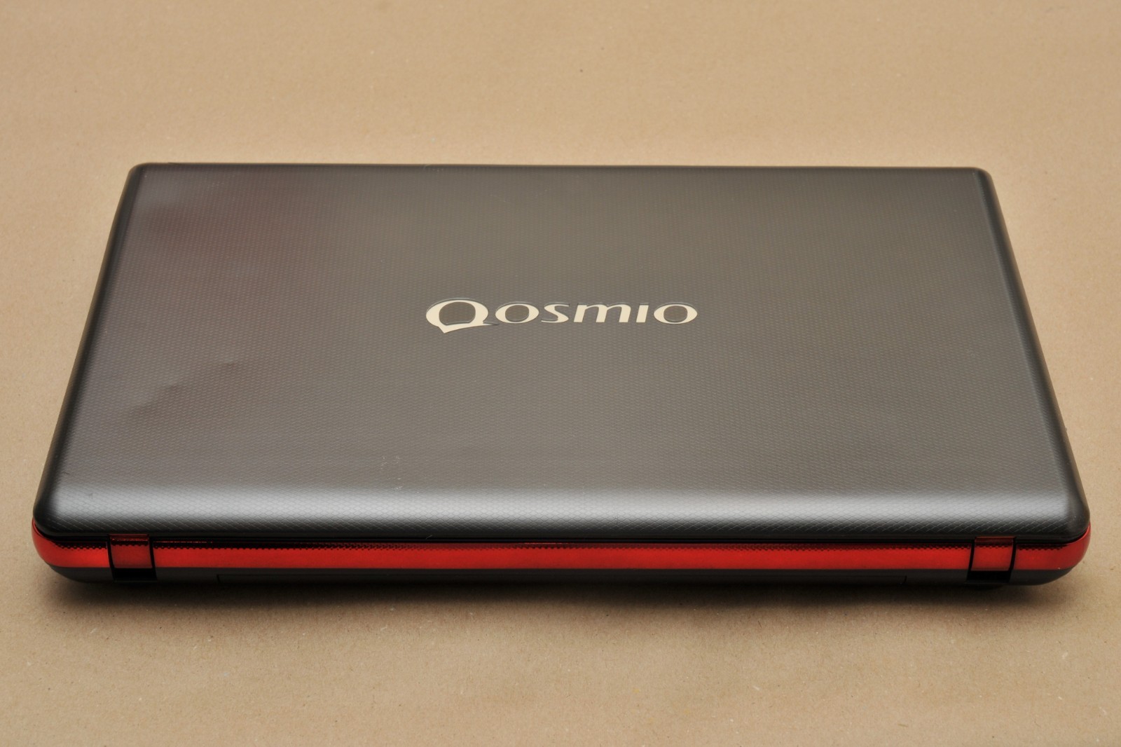 Toshiba Qosmio X875-Q7390 i7-3630QM GeForce GTX 670M 1TB HDD 12GB RAM Windows 8