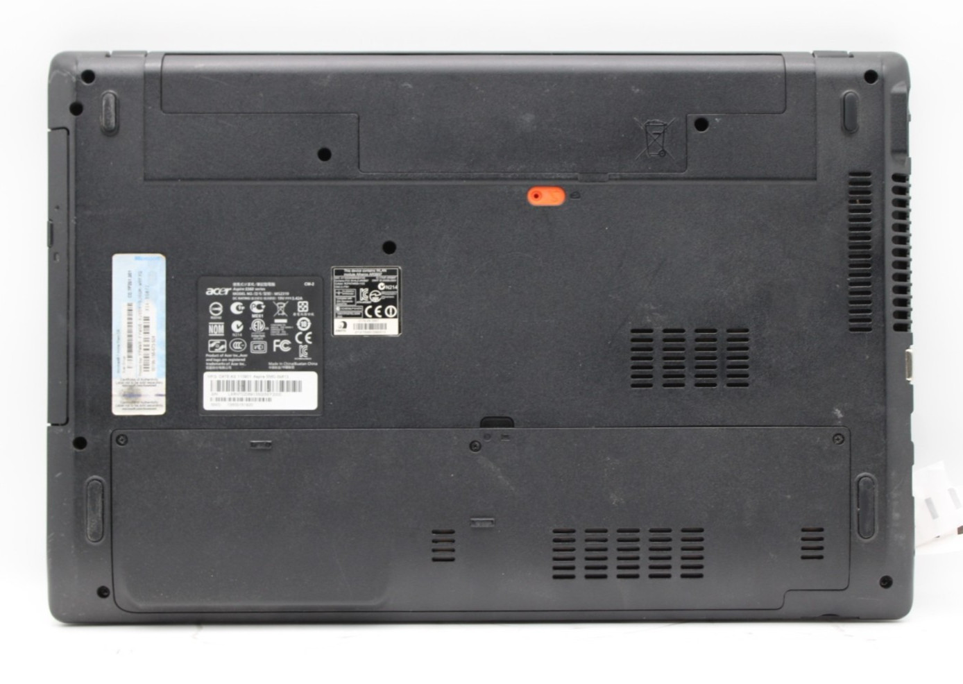 Acer Aspire 5560 AMD A6-APU-3420M@1.5GHz 4GB DDR3 NO STORAGE OR OS*PARTS/REPAIR*