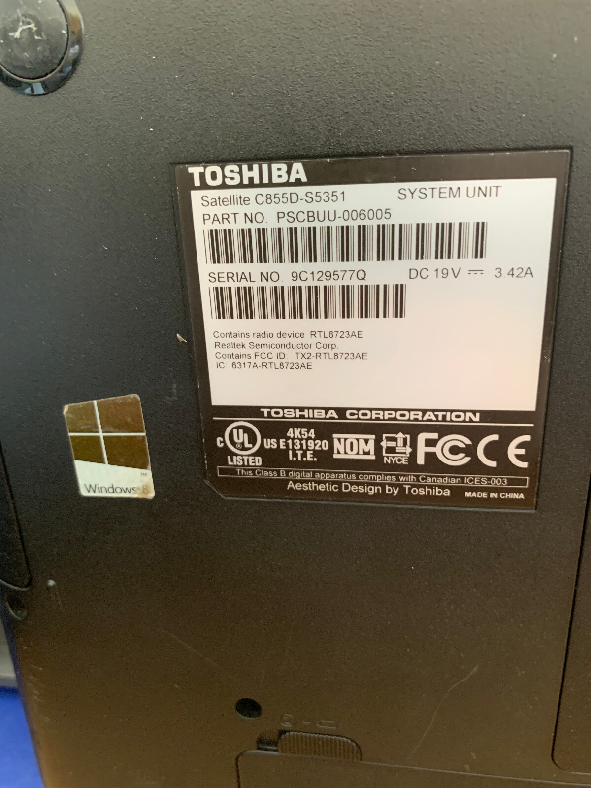 Toshiba Satellite Laptop C855-S5194 Intel Core i3-2.5 GHz, 4GB RAM, 640 GB HDD