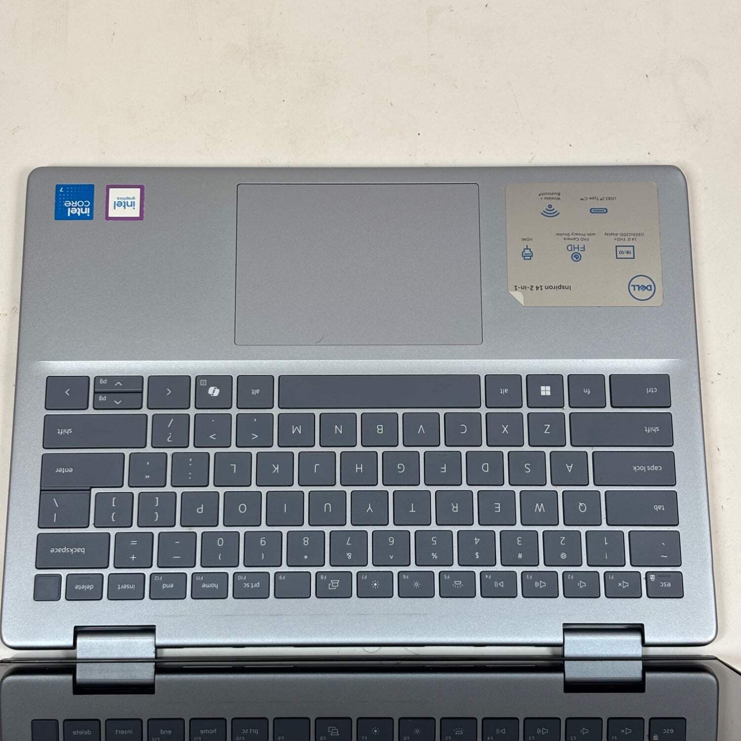 Dell Inspiron 14 7440 2-in-1 14″ Core 7 150U 16GB RAM 1TB SSD