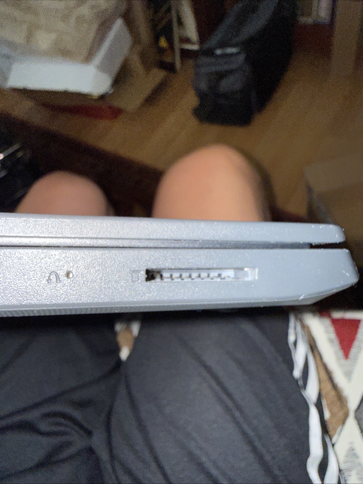 Lenovo IdeaPad 3 14″ Laptop – Intel Pentium Gold – 128GB SSD Win 10 Works Great