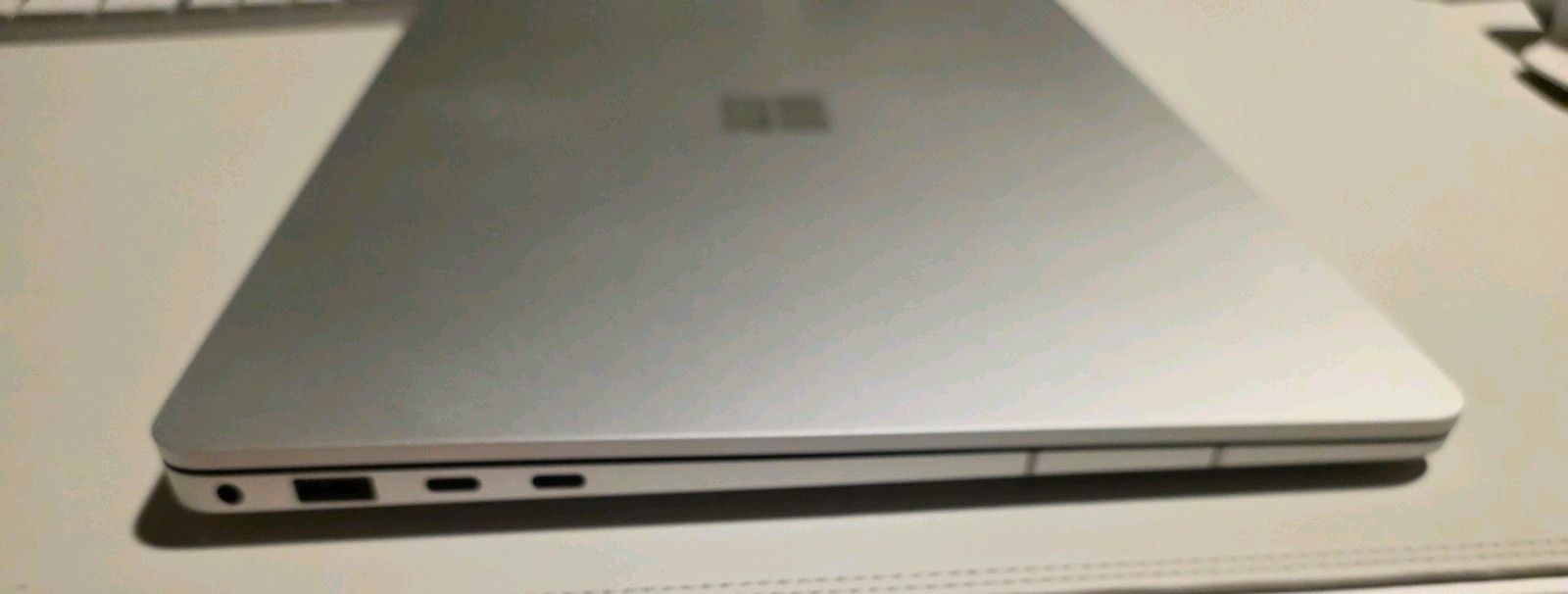 Microsoft Surface Laptop 7 for Business 5G 13.8 Ultra 5 236V 16GB 256GB SSD