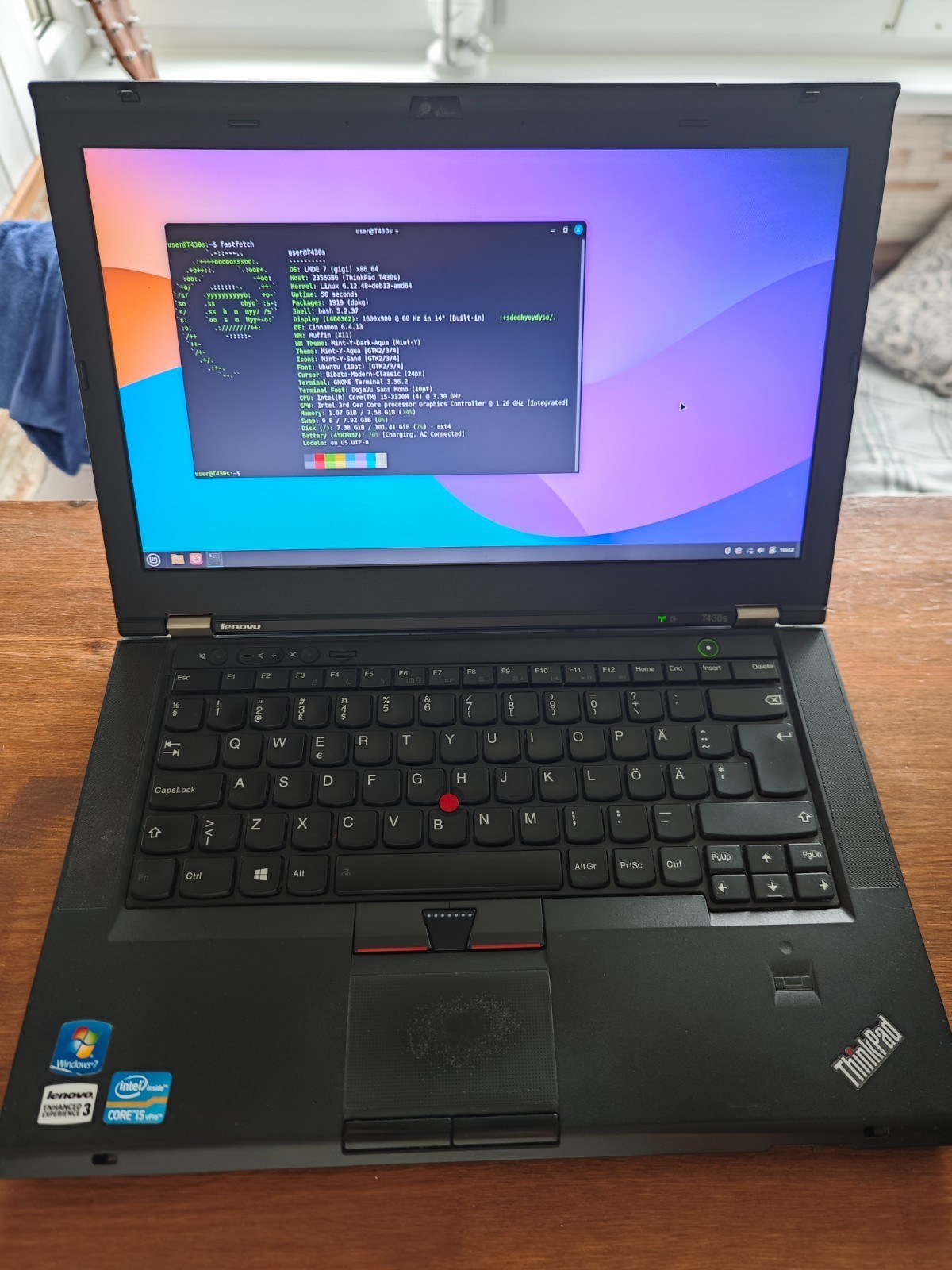 Lenovo Thinkpad T430s Laptop – 120gb SSD, 8gb RAM, Linux