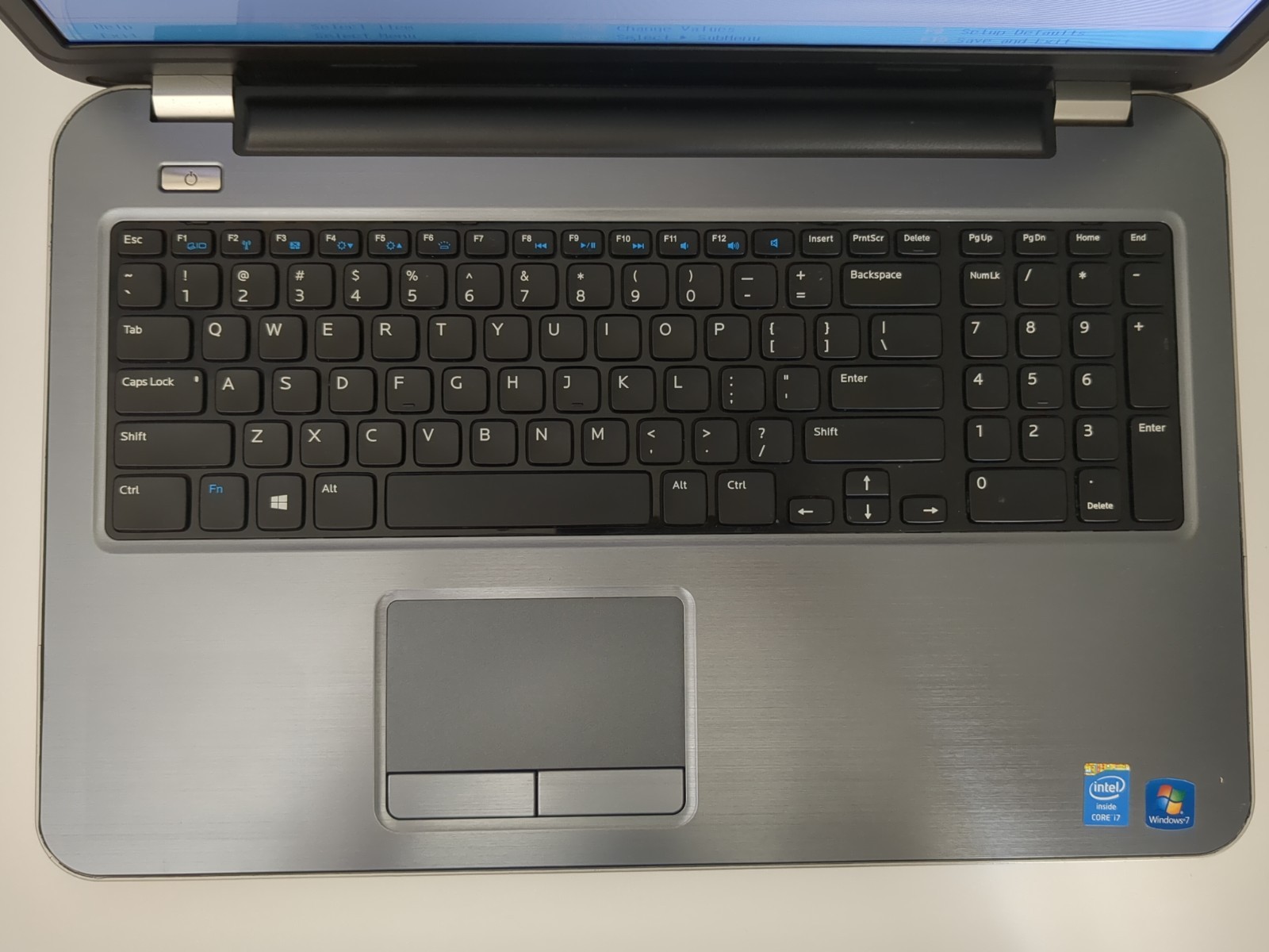 Dell Inspiron 17R 5737 Laptop i7-4500U 8GBs Ram, No HDD Screen Is Good