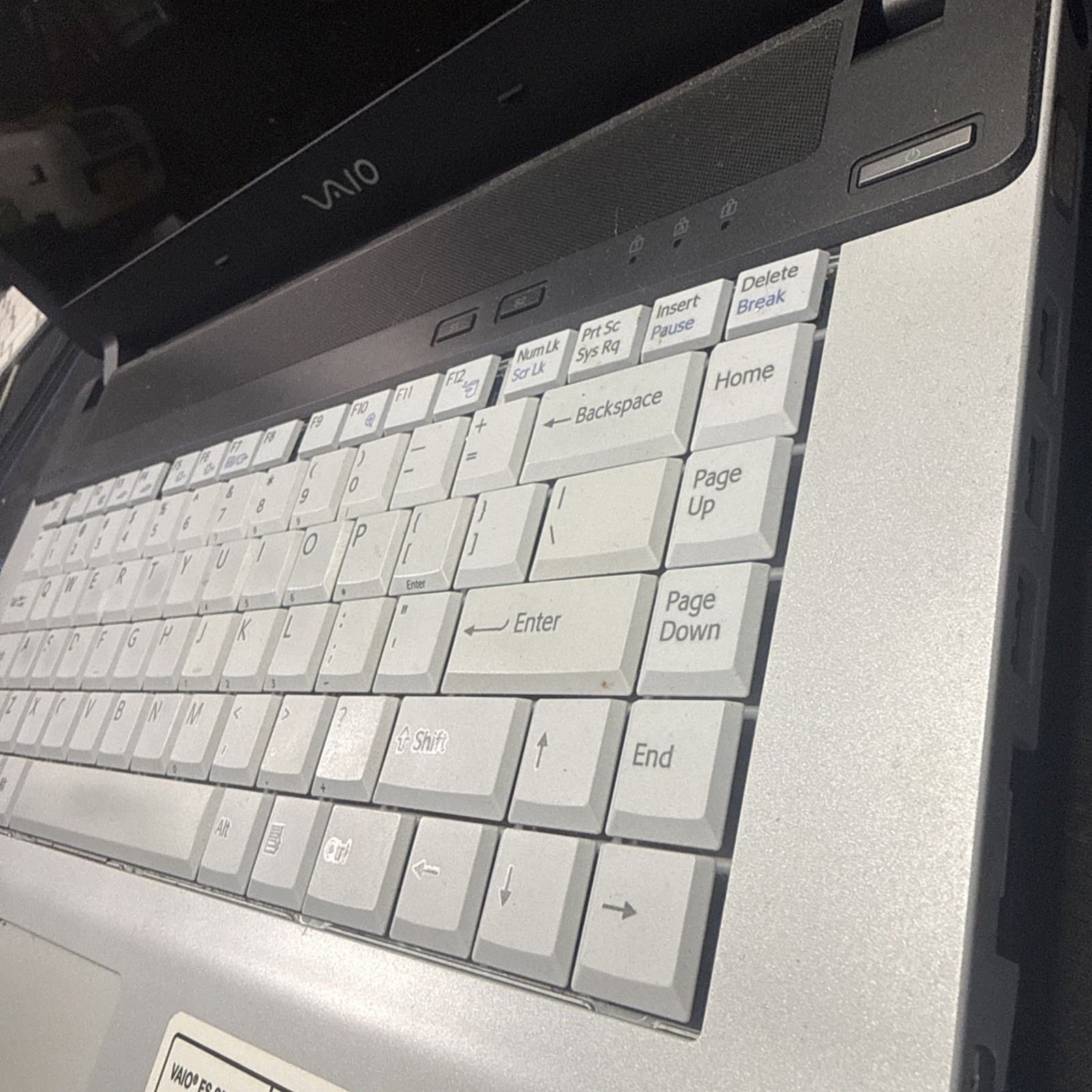 Sony Vaio VGN-FS620P W Intel Centrino Laptop 15.4” NO HDD
