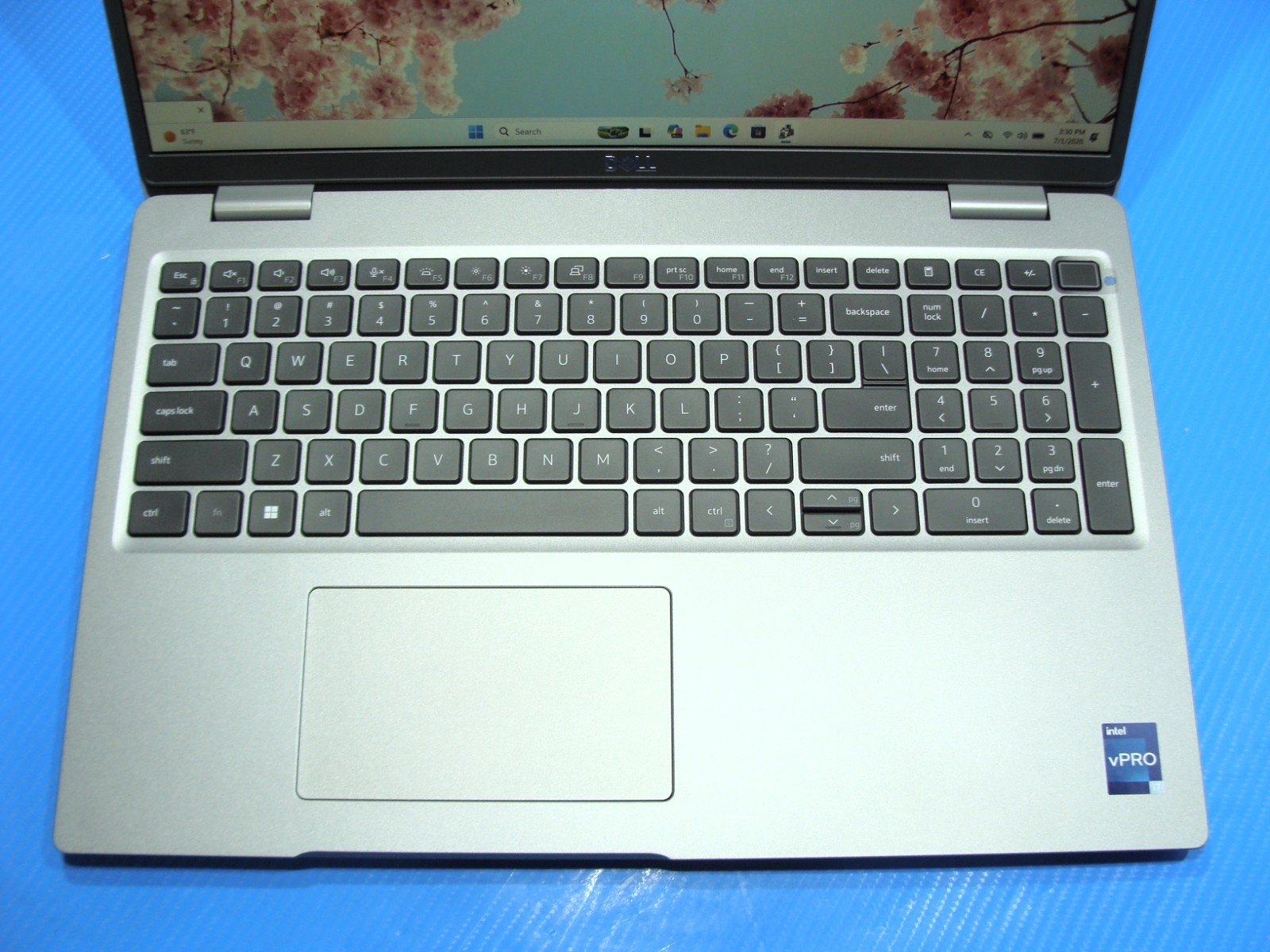 Dell Latitude 5531 15.6″FHD TOUCH i7-12800H max 4.8GB 32GB 512GB SSD EXL Battery