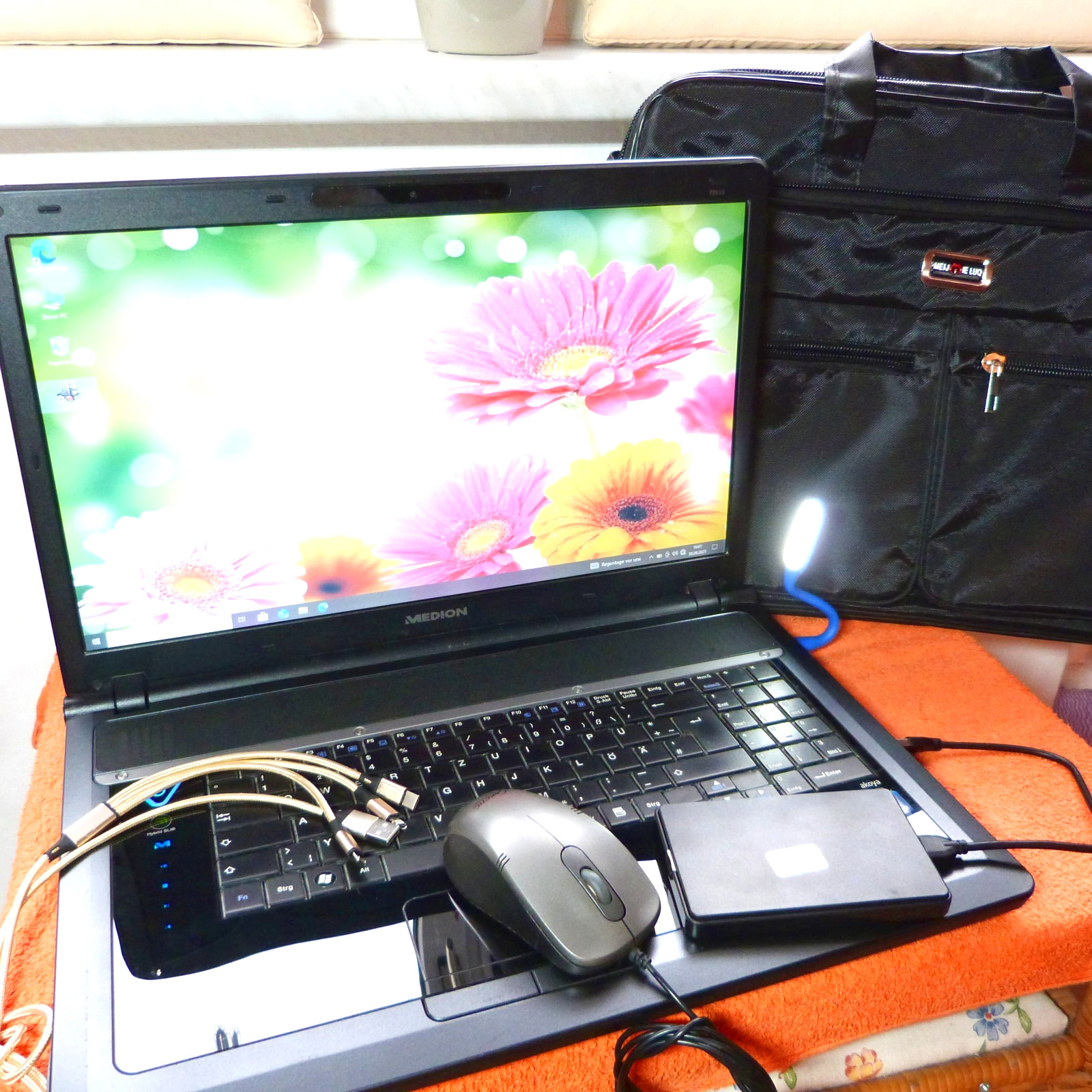 Medion P8610 BLURAY DOLBY Cinema 18″ HDP I SSD Windows 10 PRO I 2x GeForce GPU