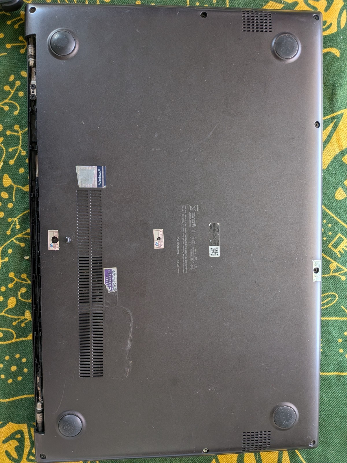 Asus Vivobook X513EQ Core i5-1135G7, 16 GB, Nvidia MX 350, 512 GB SSD