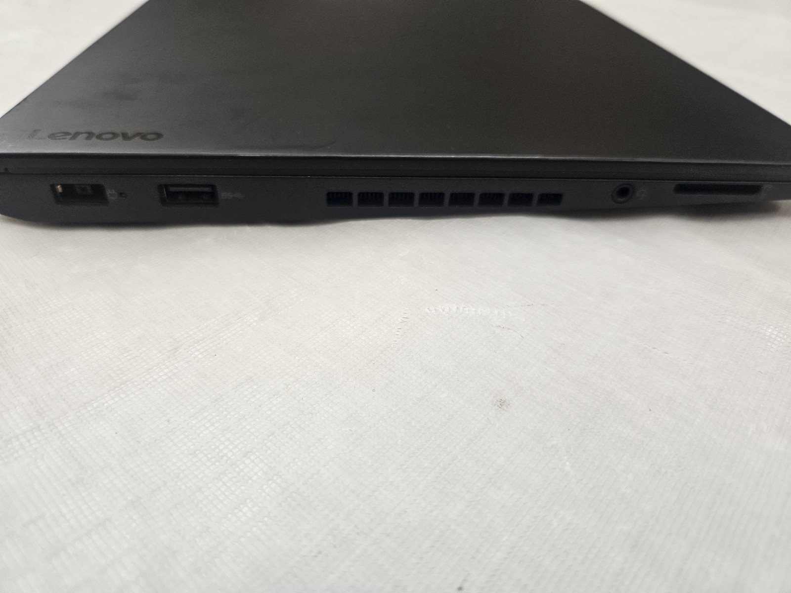 Lenovo T470s i7-6600u 2.60 GHz 4 GB RAM NO SSD NO OS NO Battery NO Charger