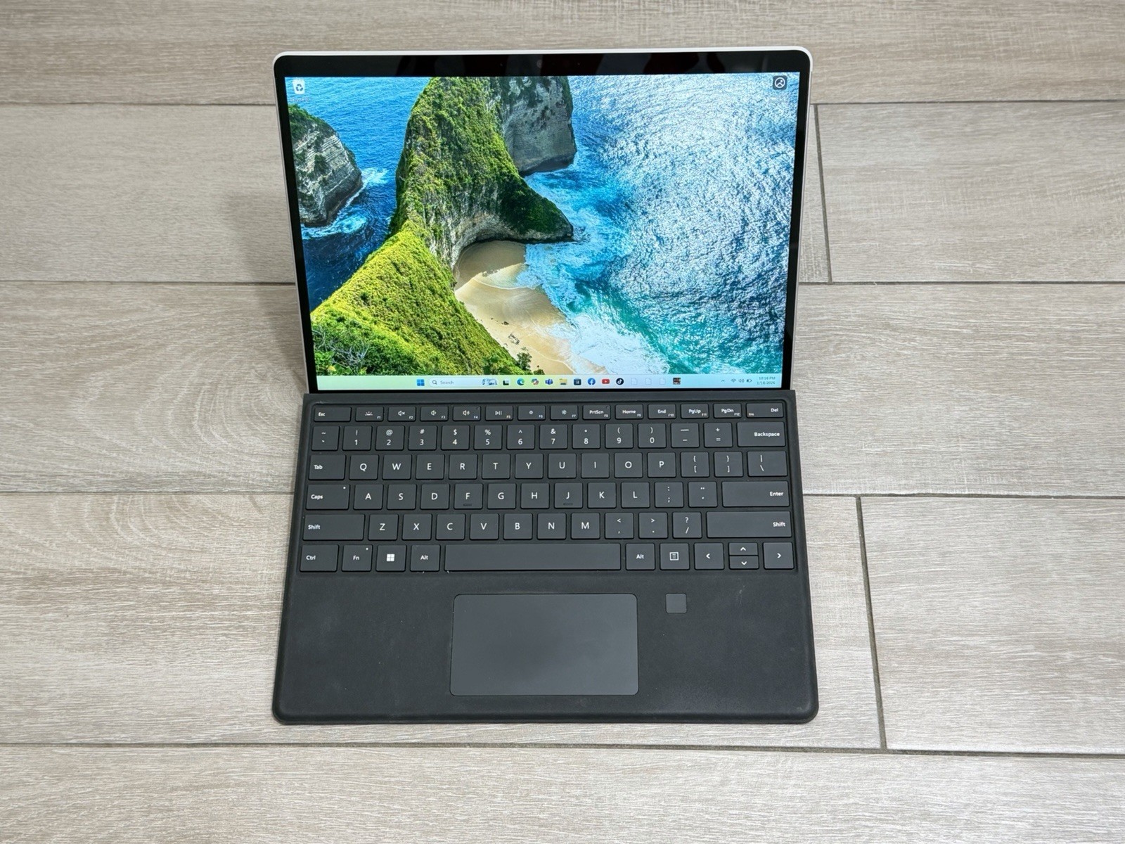Microsoft Surface Pro X SQ1 256GB SSD 8GB Ram 2010 With Keyboard and Charger