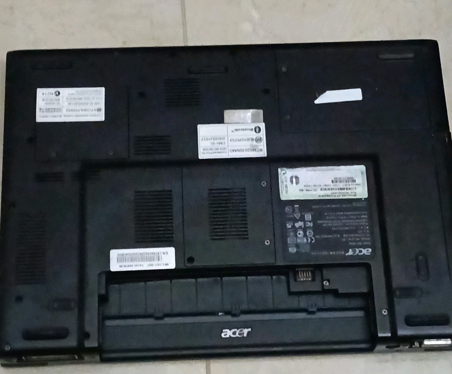 Acer Ferrari 4000 Notebook AMD Turion 64 -Not Working – For Parts