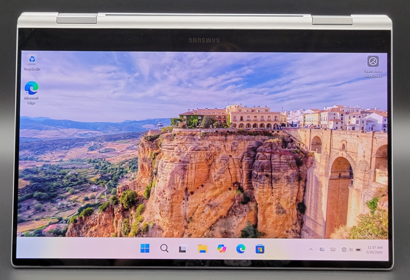 Samsung Galaxy Book2 Pro 13.3″ FHD i7-1260P 16GB 512GB SSD AMOLED Read*