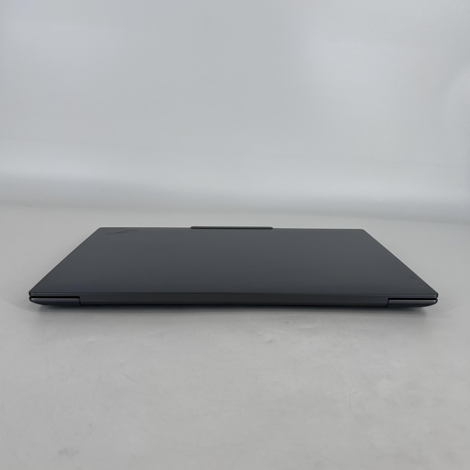 Lenovo ThinkPad X9 14 QHD+ TOUCH 2.2 GHz Ultra 7 268V 32GB 1TB SSD – LCD BLEED