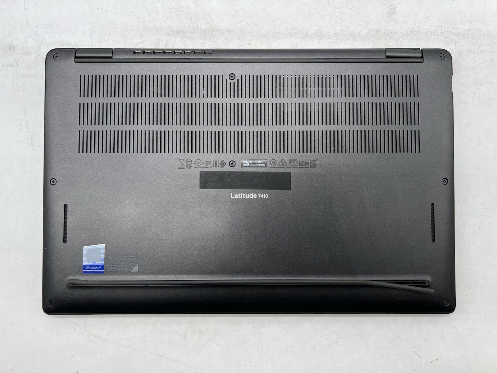 Dell Latitude 7410, i5-10210U CPU, @ 1.60GHz, 8GB RAM, 256GB NVMe-No OS/AC