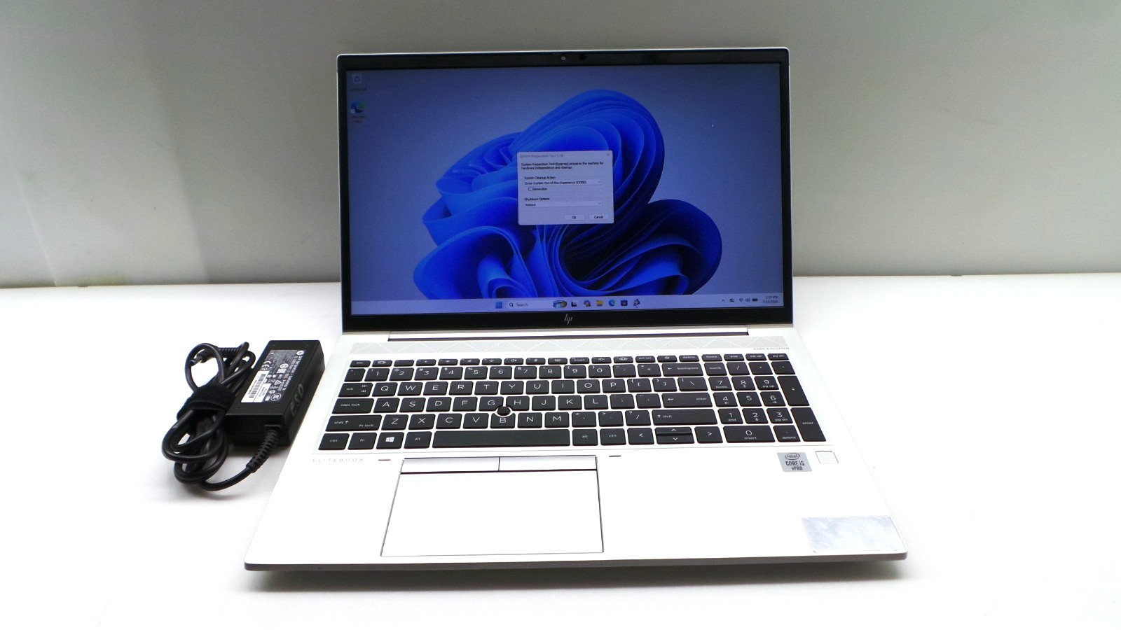 HP EliteBook 850 G7 15.6″ | i5-10310U 1.70GHz | 8GB RAM 256GB NVMe | WIN 11 PRO