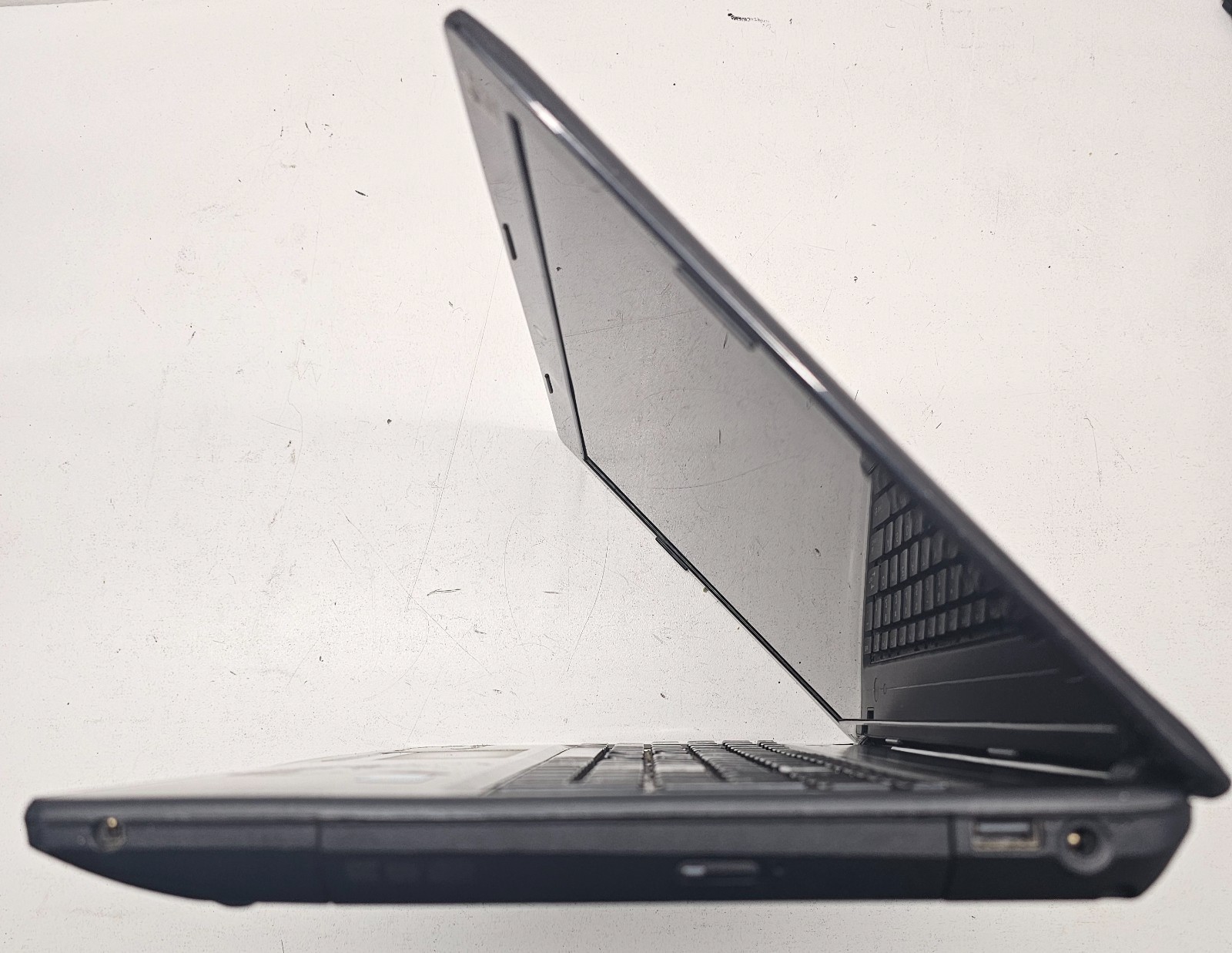 Lenovo G580 15.6″ Laptop Intel Core i5-3230M 4GB Ram NO HD/OS (FL)