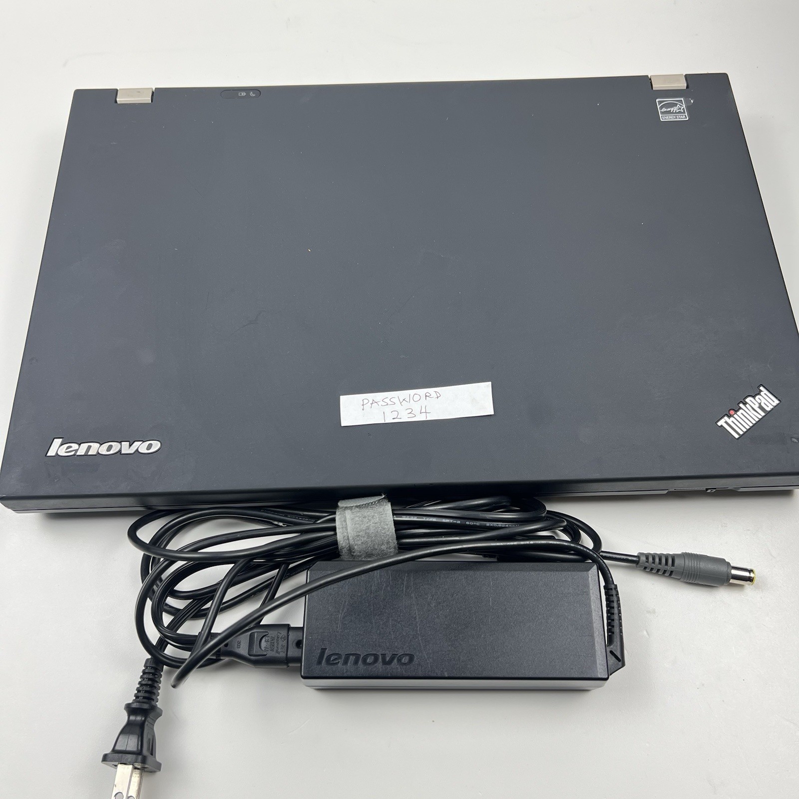 Lenovo ThinkPad T520 Intel i7-2640M 8GB 320GB HDD Linux Mint OS w/ Charger|ELP85