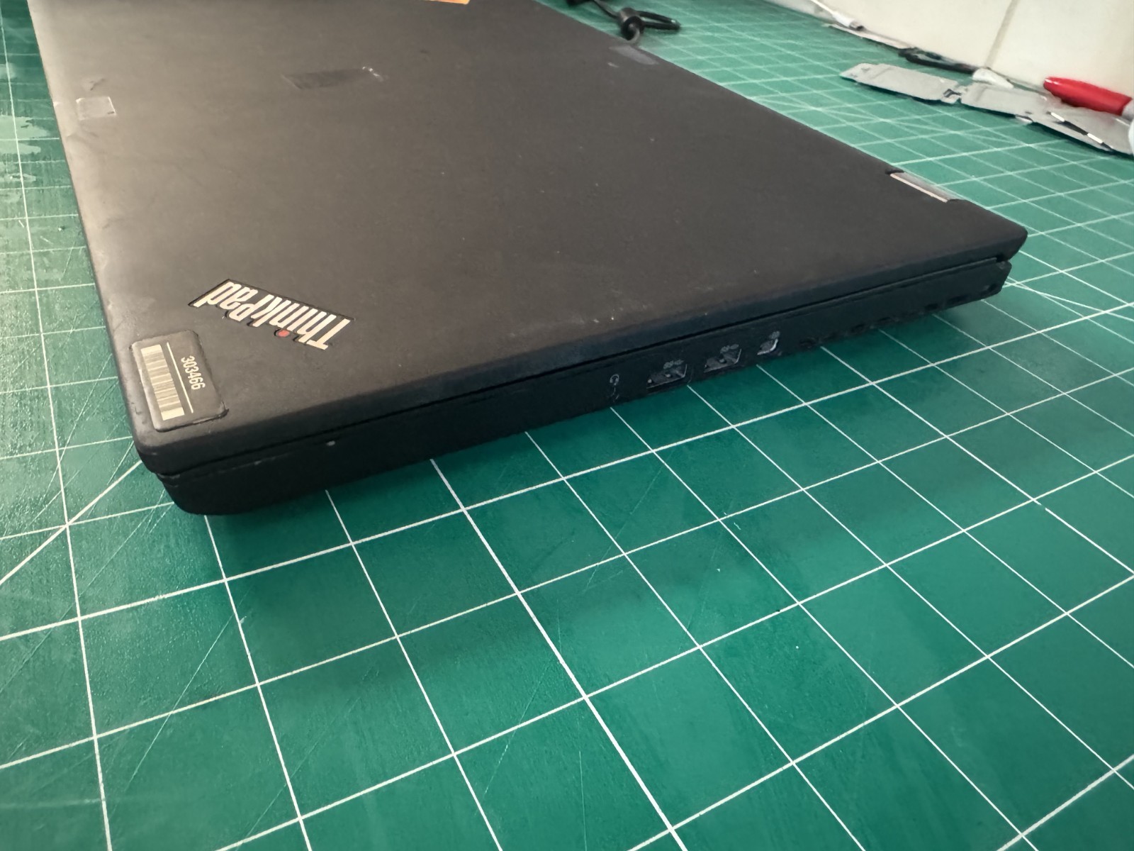 Lenovo Thinkpad P51 Xeon E3-1505M v6 3.0GHz 16GB RAM (NO SSD,AC ADAPTER,OS)