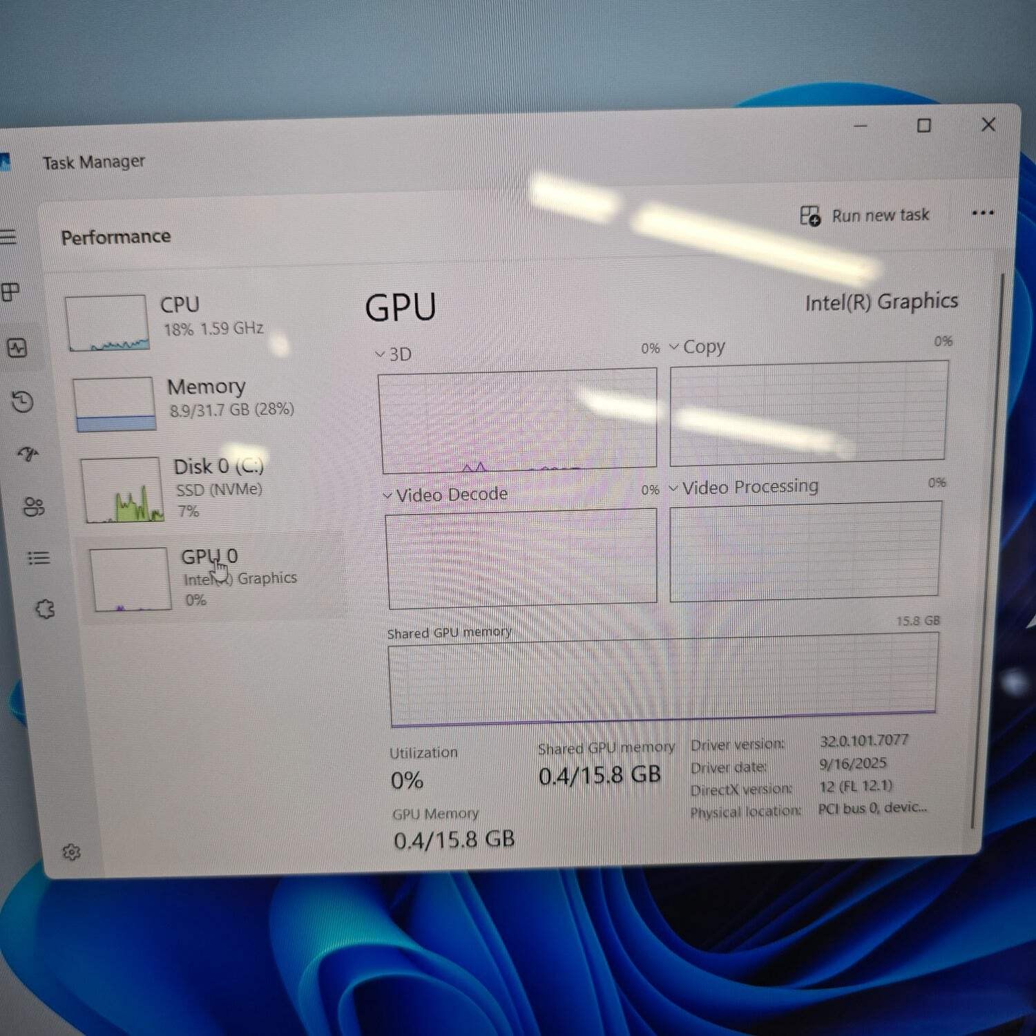 Dell Inspiron P131F 16″ Core Ultra 7 150U 1.8GHz 32GB RAM 1TB SSD