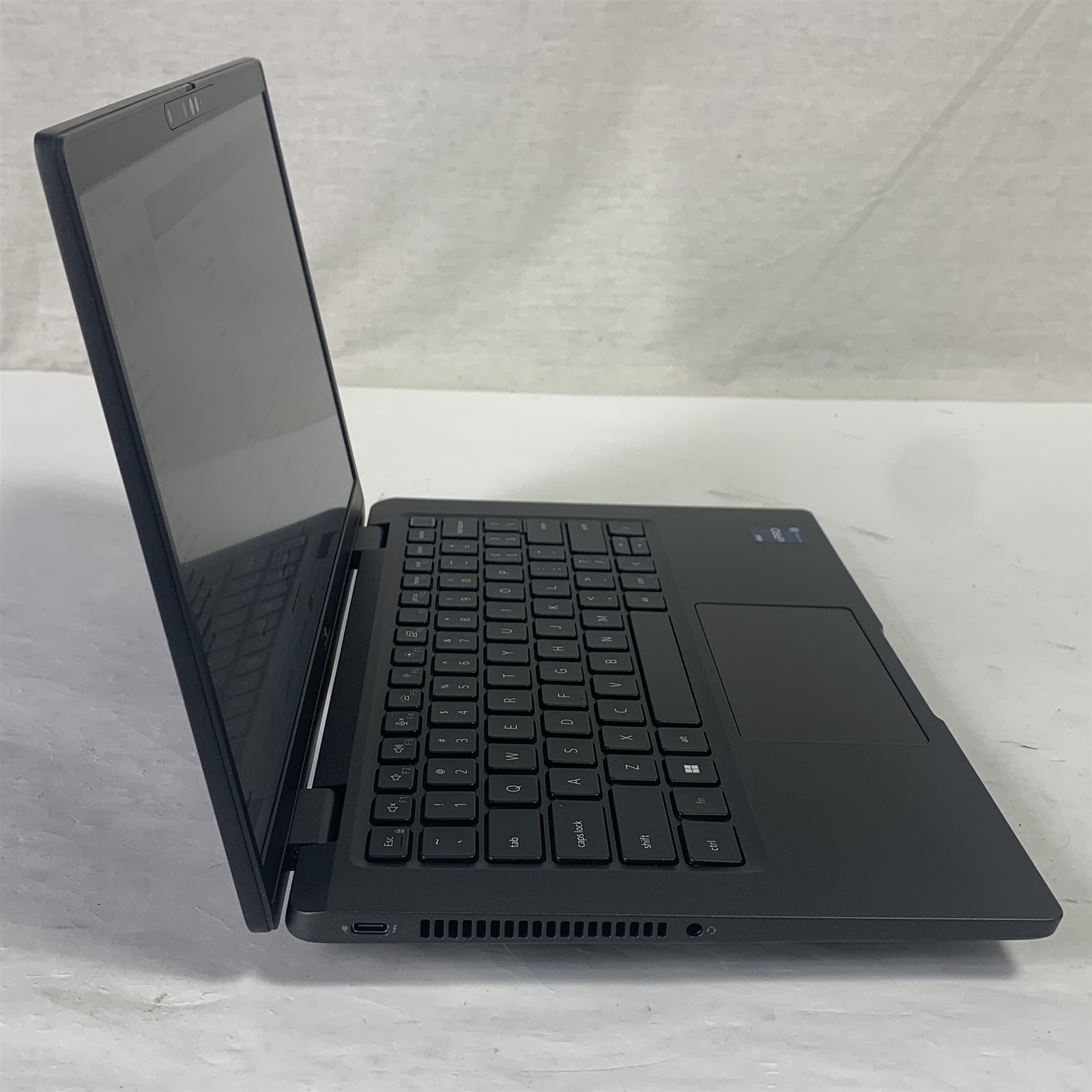Dell Latitude 7330 13.3″ Laptop i7-1265U 1.8GHz 16GB 512GB NVMe SSD – Win 11