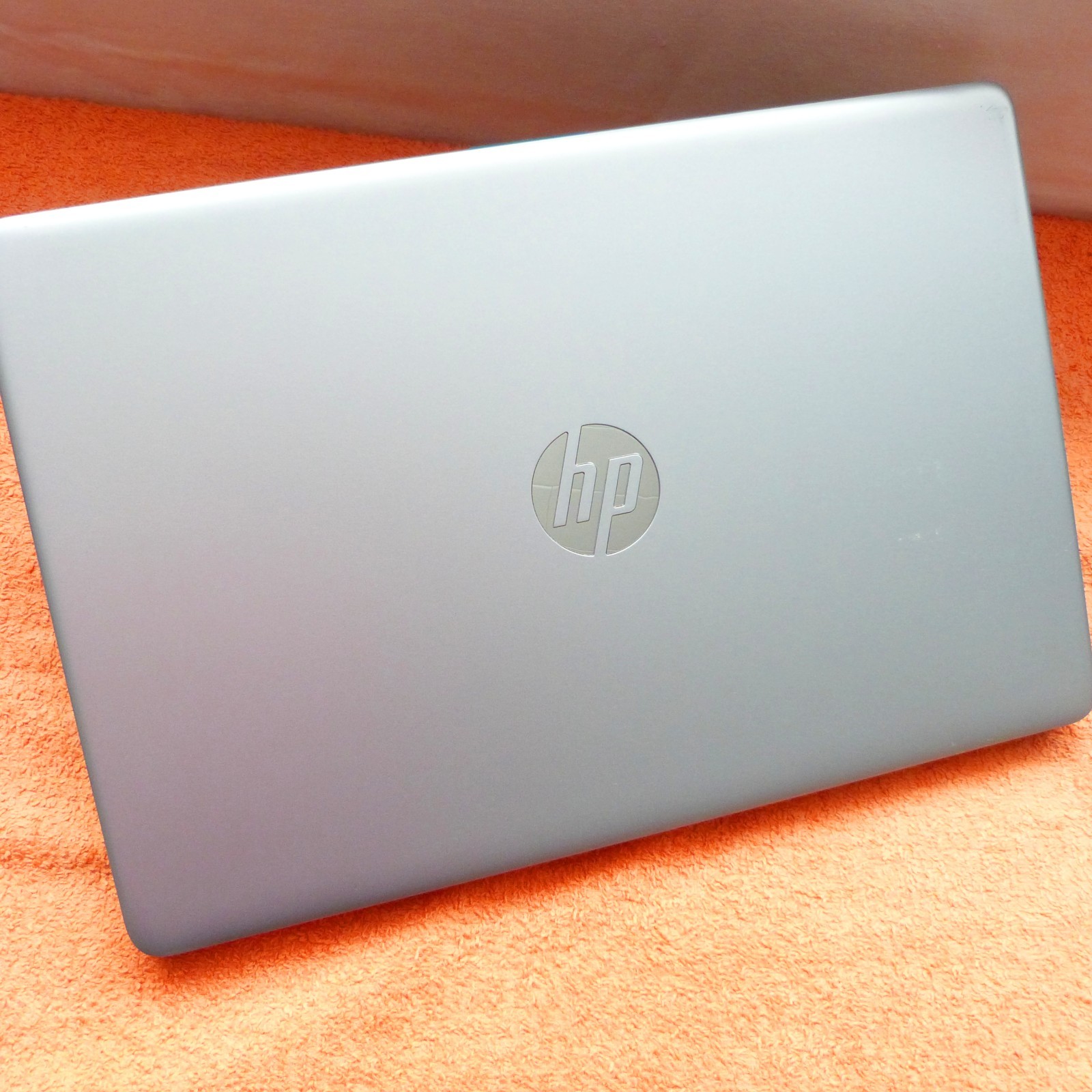 HP 250 G8 ENVY ULTRABOOK 15″ FULLHD Intel 10 GEN l SSD Windows 11 USBC HDMI