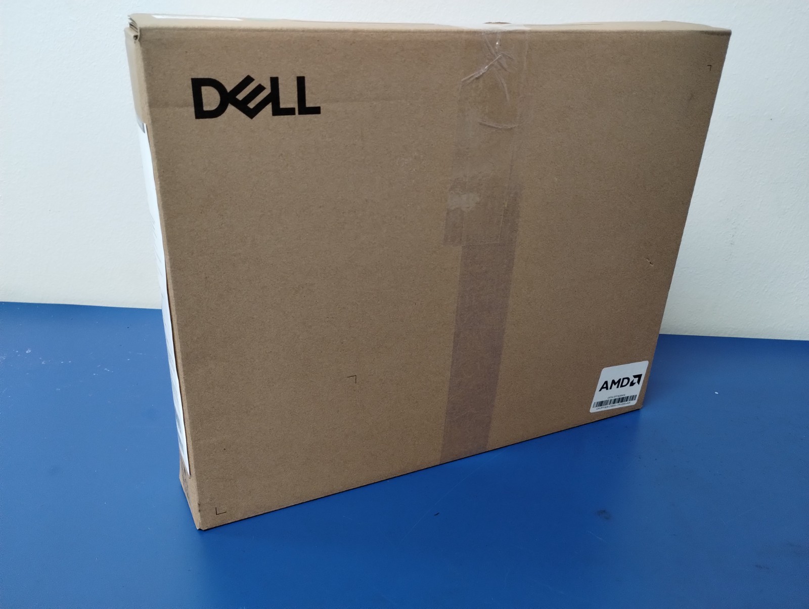 DELL 15 DC15255 HV1N4, AMD Ryzen 5 7530U, 2.00 GHz, 8 GB RAM, 1 TB NVMe SSD