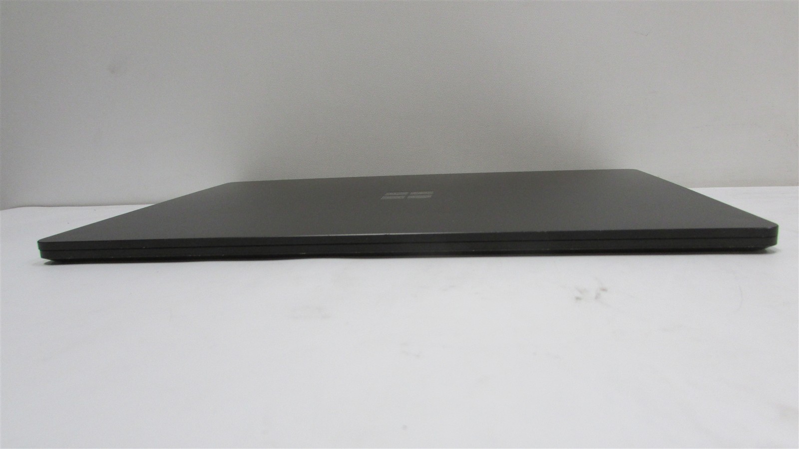 Microsoft Surface Laptop 5 1951 i7-1245U 2.7GHz 16GB RAM 256GB 13.5″ Win 11 Pro