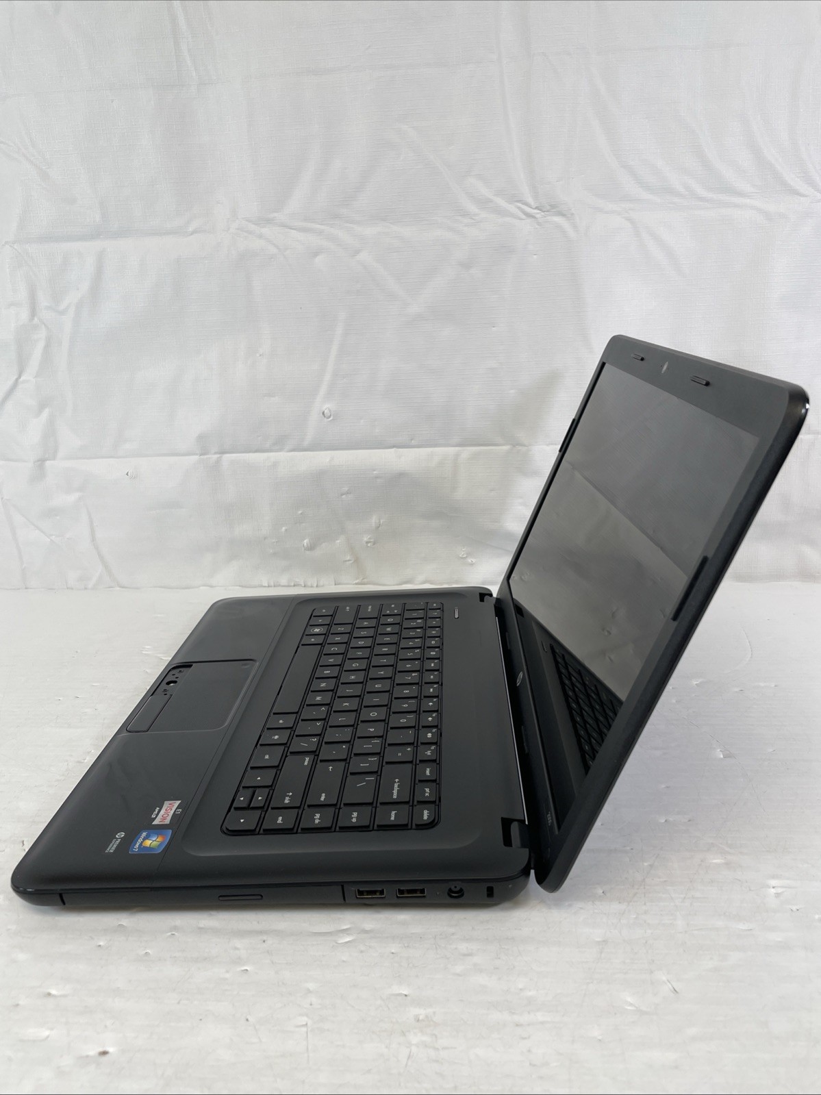 HP 2000-2A10NR Notebook 15″ AMD E1-1200 1.4GHz 4GB RAM 320GB HDD Windows 10