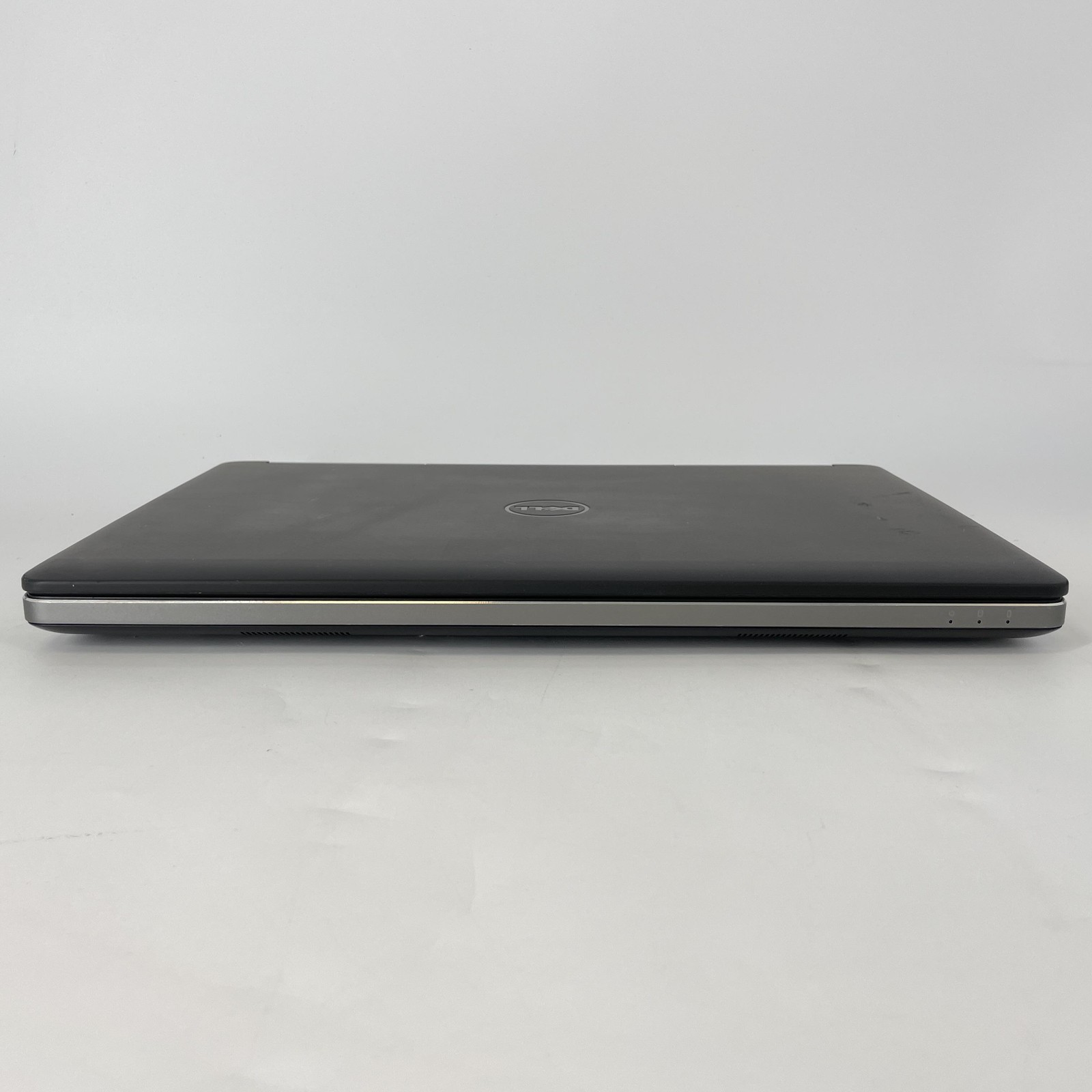 Dell Precision 7510 15 FHD i7-6820HQ 2.70GHz 16GB 512GB Quadro M1000M LCD BLEED