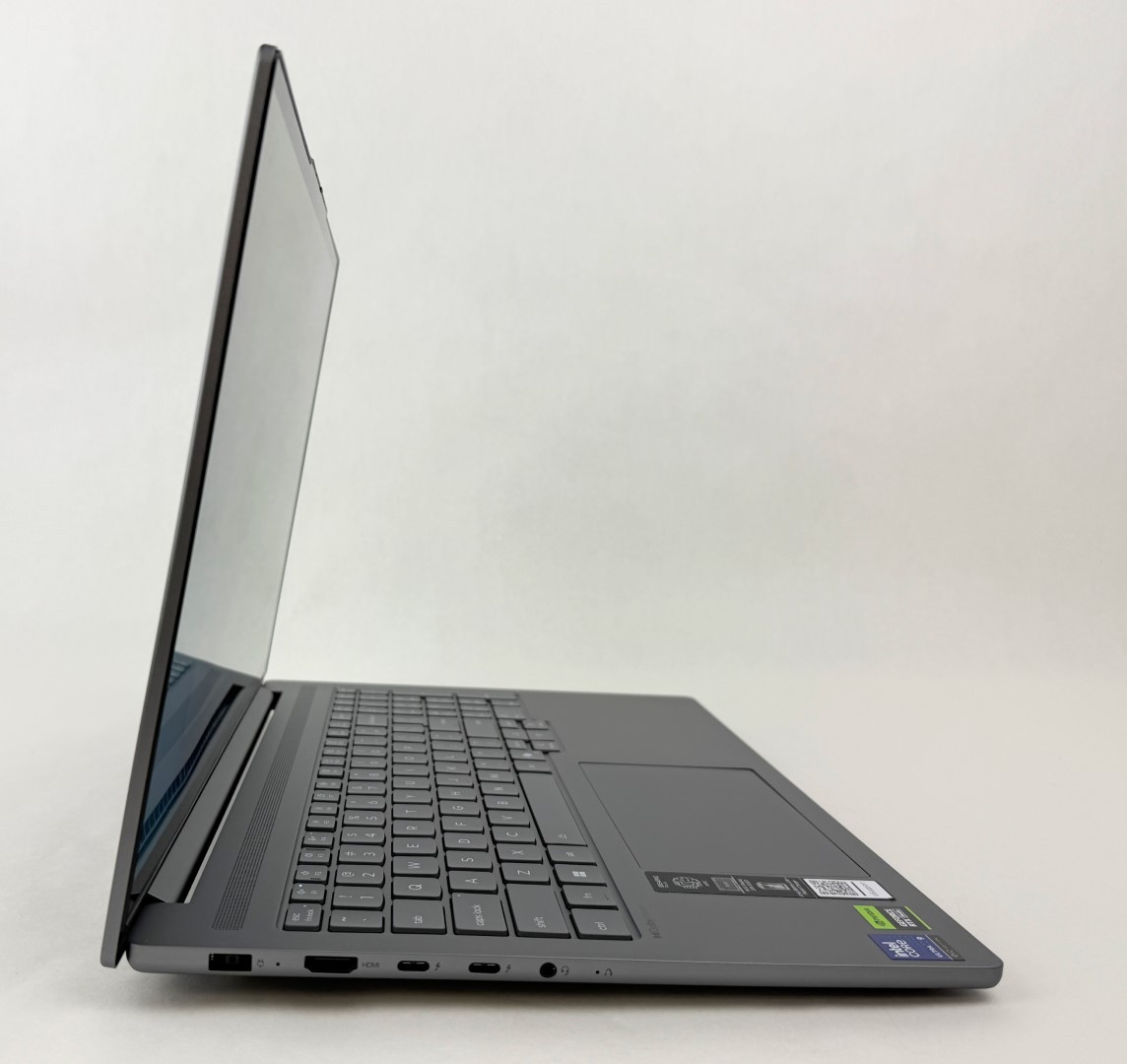 Lenovo IdeaPad Pro 5 16IAH10 16″ 2.8K Touch Ultra 9 285H 32GB 1TB RTX 5050 W11H