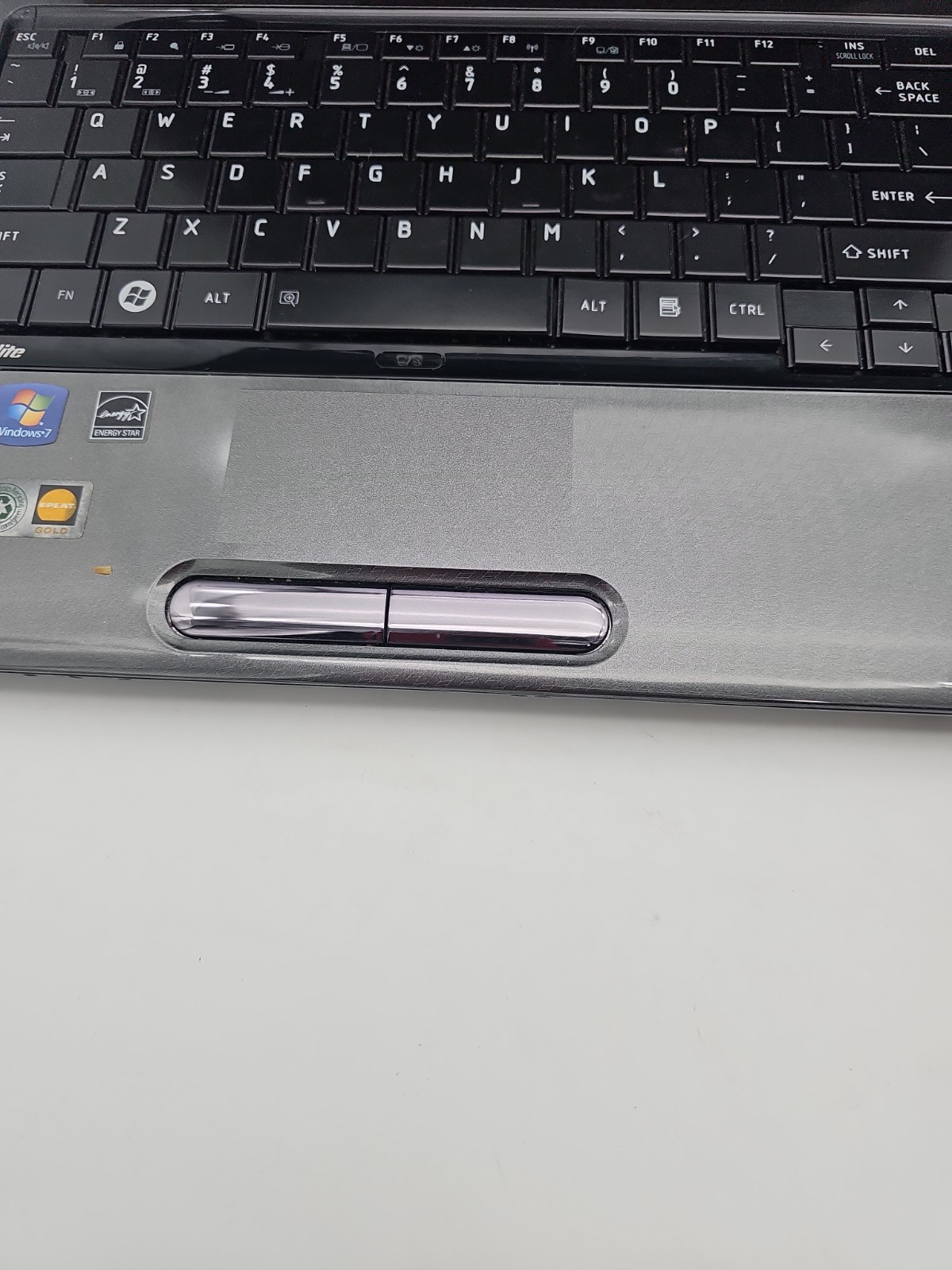 Toshiba Satellite L655-S5096 Intel Pentium 15.6″ Laptop – for parts