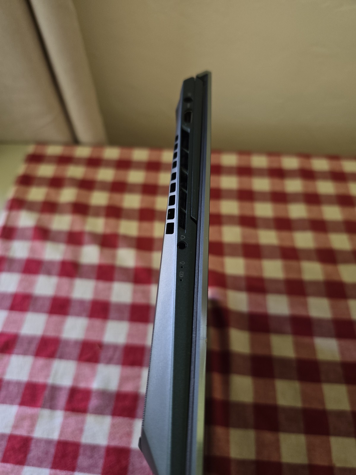 ASUS ZenBook Pro Duo UX582 i9-12900H 32GB 1TB RTX 3060 – 1 Black Pixel