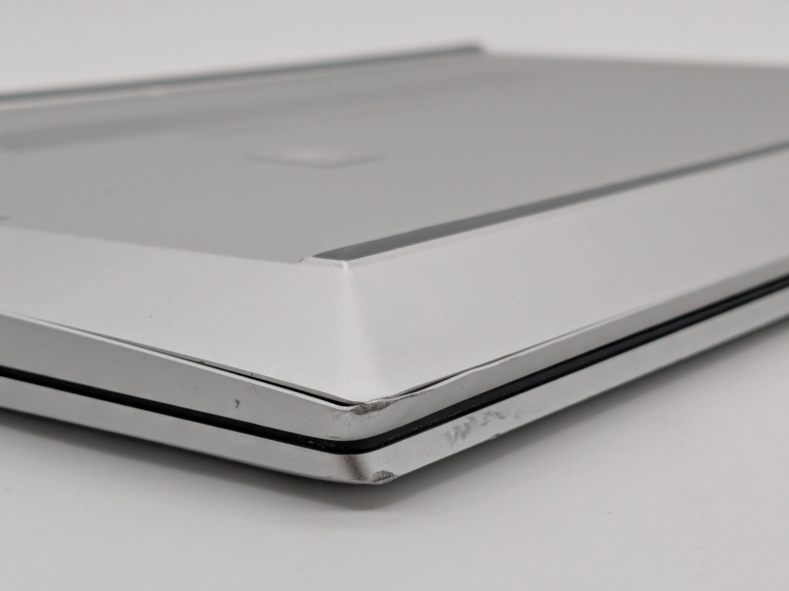 HP EliteBook 840 G8 14″ FHD Touch I5-1145G7 256GB 8GB W11P FP Reader IRCam