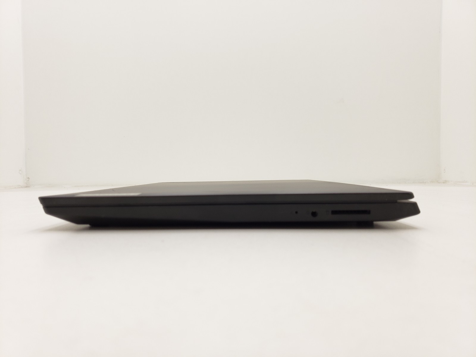 Lenovo IdeaPad S145-15AST Laptop AMD A6-9225 8GB Ram 256GB SSD, Windows 11 Pro