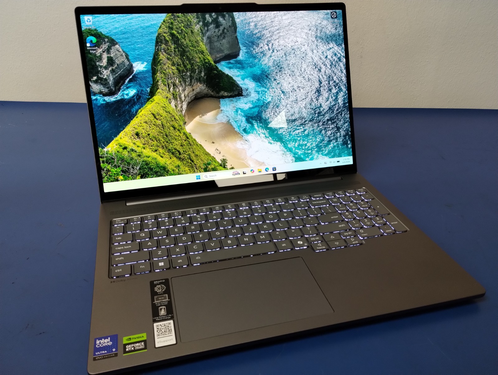 Lenovo IdeaPad Pro 5 16IAH10, Intel Core Ultra 9 285H, 32 GB RAM, 1 TB NVMe SSD