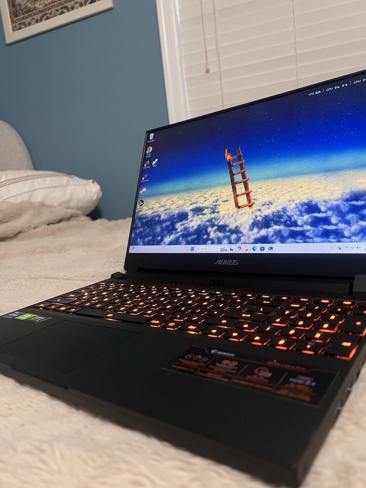 Gigabyte AORUS 15P 15.6″ Full HD 240Hz Gaming Notebook Computer – SKU#1570858