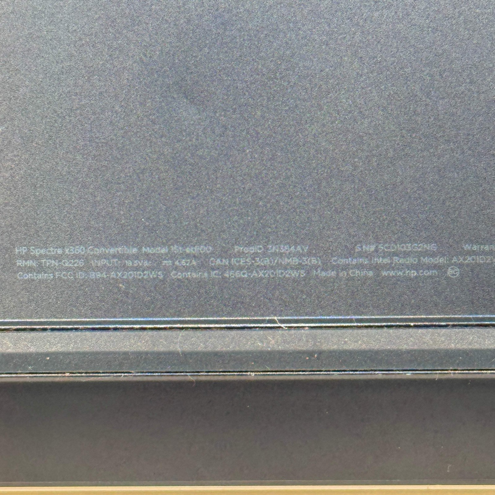 HP Spectre 15T-EB100 15.6″ i7-1165G7 2.8GHz 16GB RAM 256GB SSD