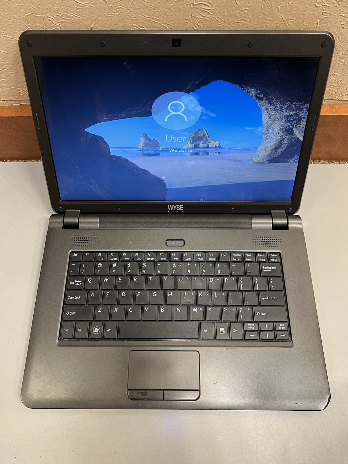 WYSE Xn0m AMD G-T56N 2GB RAM 80GB HDD WEBCAM WIN 10