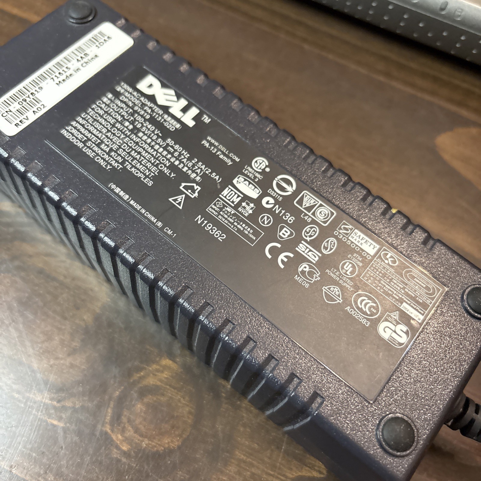 Dell Inspiron 5160 laptop Includes AC Adaptor – For Parts or repair – No start