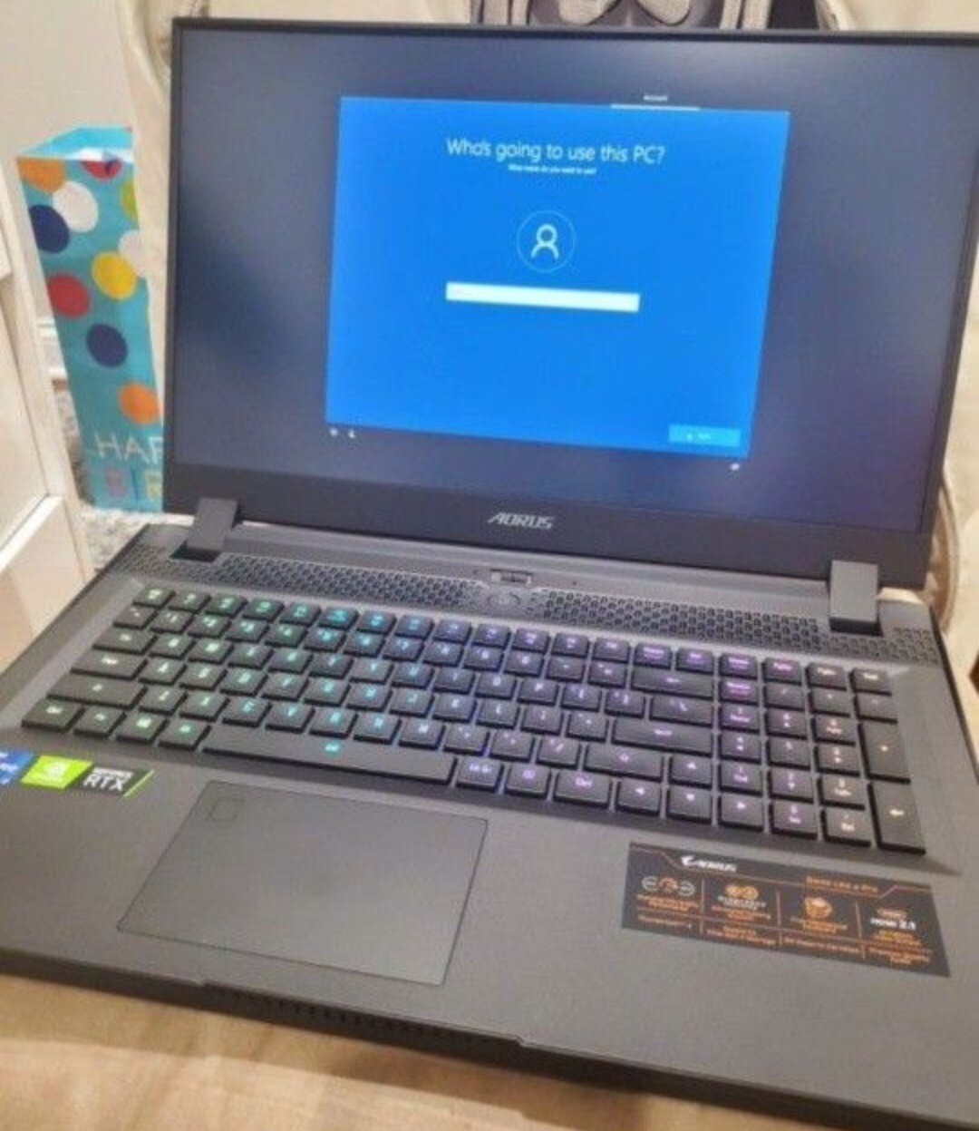 Gigabyte AORUS 17G 17.3″ Full HD 300Hz Gaming Notebook Computer