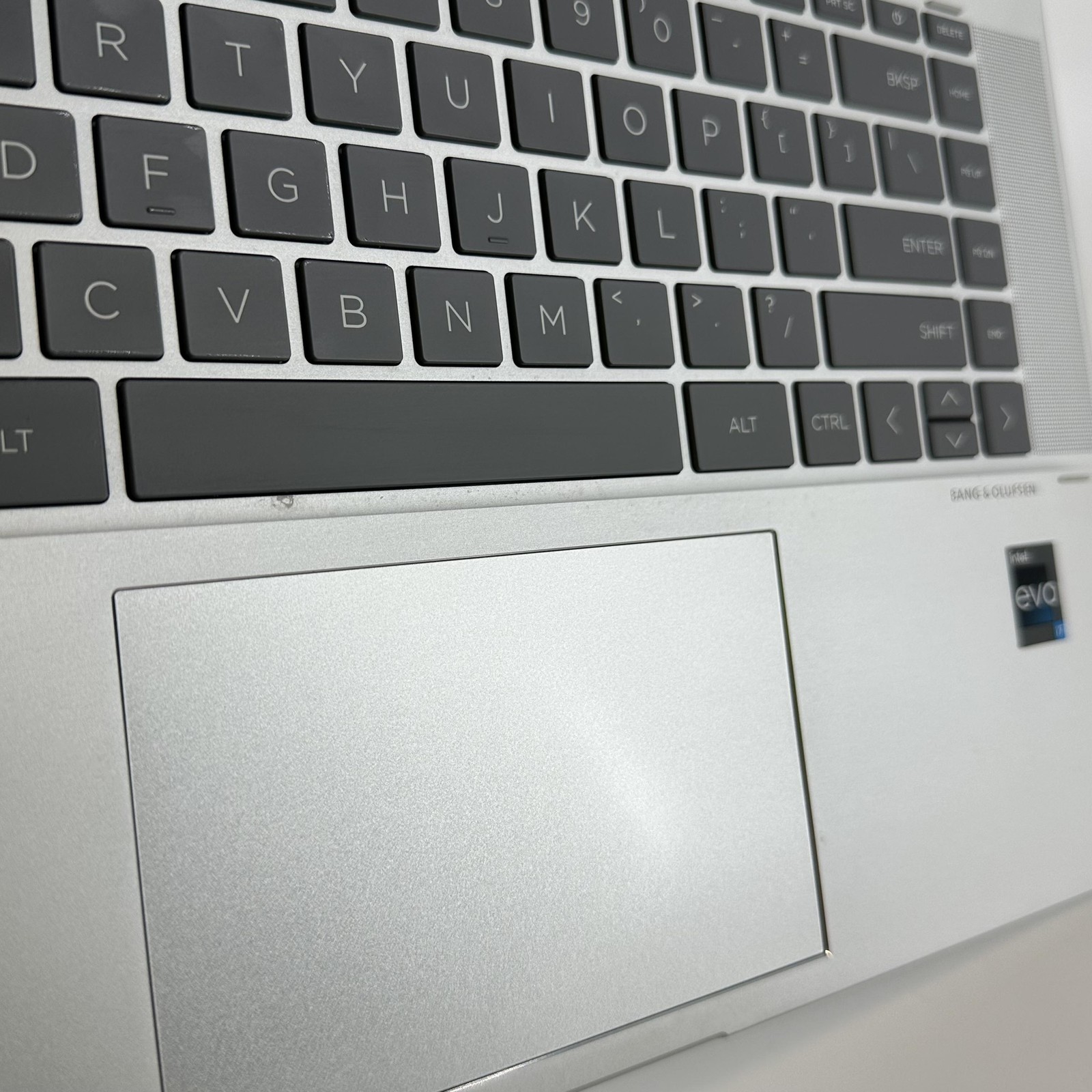 HP Envy x360 15.6 Silver FHD TOUCH 1.7 GHz i7-1355U 16GB 512GB SSD Good