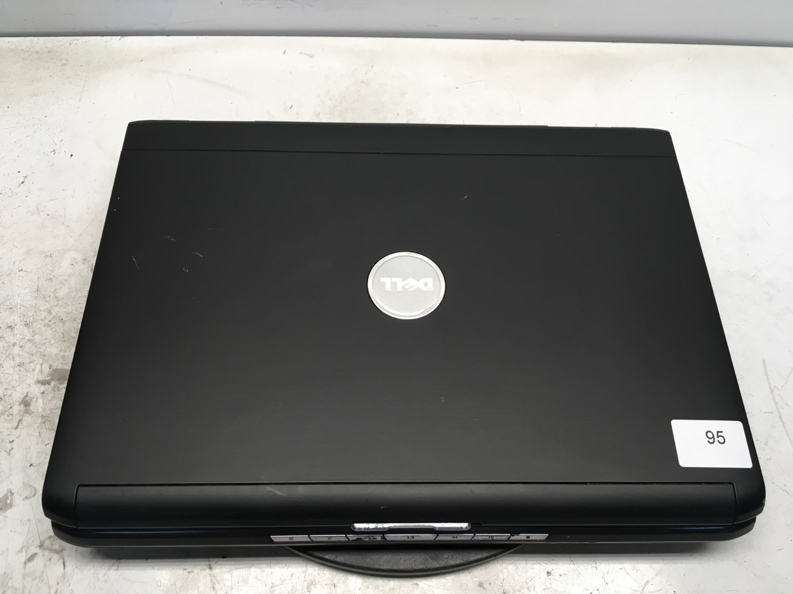 Dell Vostro 1500 Intel Core 2 Duo 06FD 1.6GHz 2 GB NO HDD Lines in Screen
