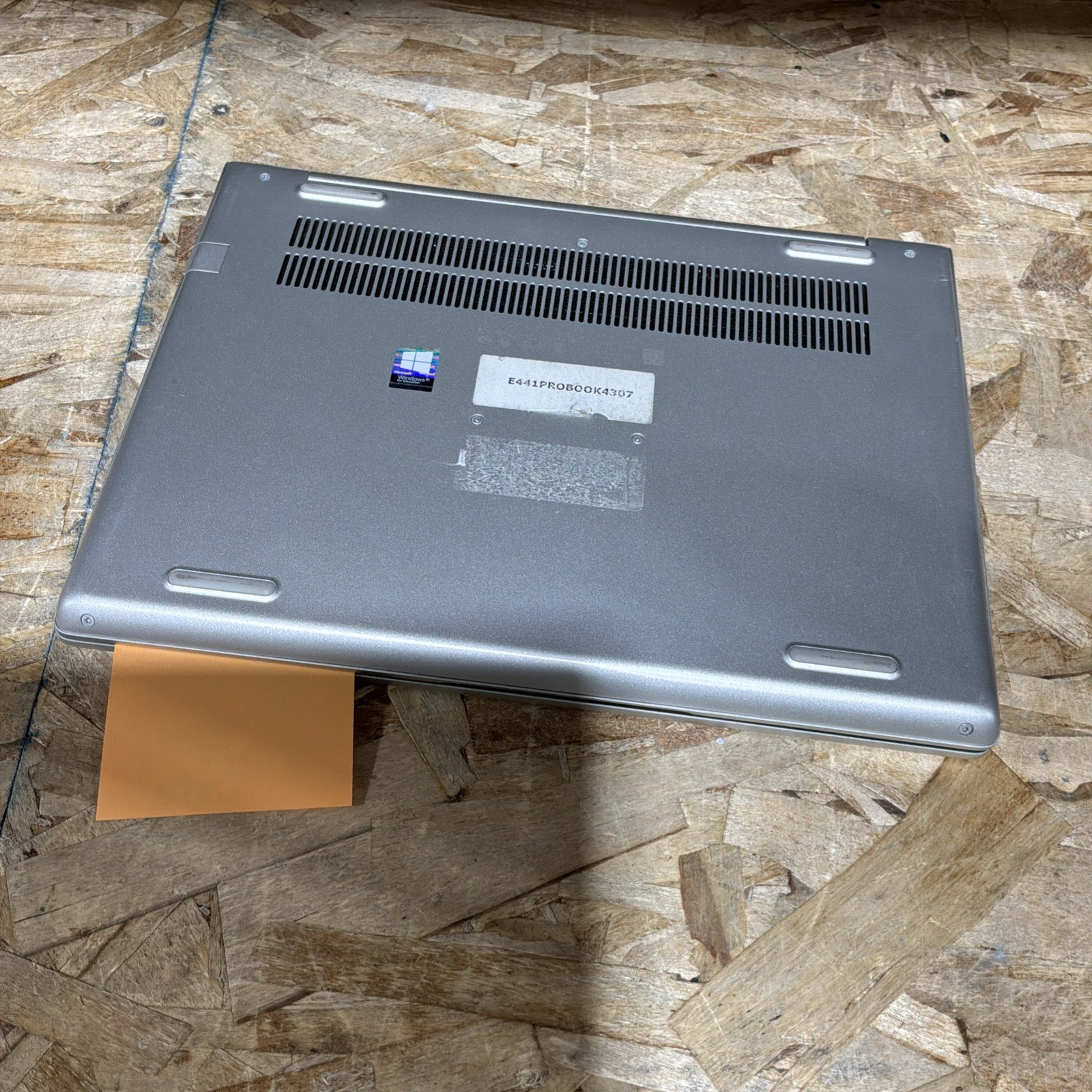 HP ProBook 430 G6 i5-8265U 1.60GHz 8GB ram 128 GB SSD Touchscreen C453