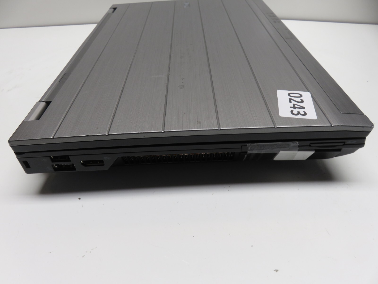 Dell Precision M4500 Laptop Intel Core i7-740QM 8GB 500GB Win XP Quadro FX 1800M