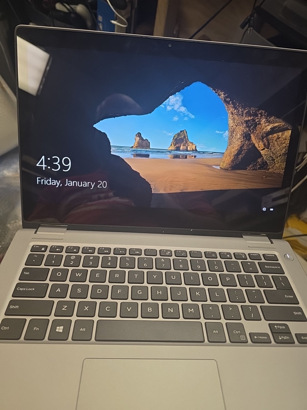 Dell Latitude 3310 2-in-1 13.3″ – i5-8265U 8GB 256GB Remote Management, Log In