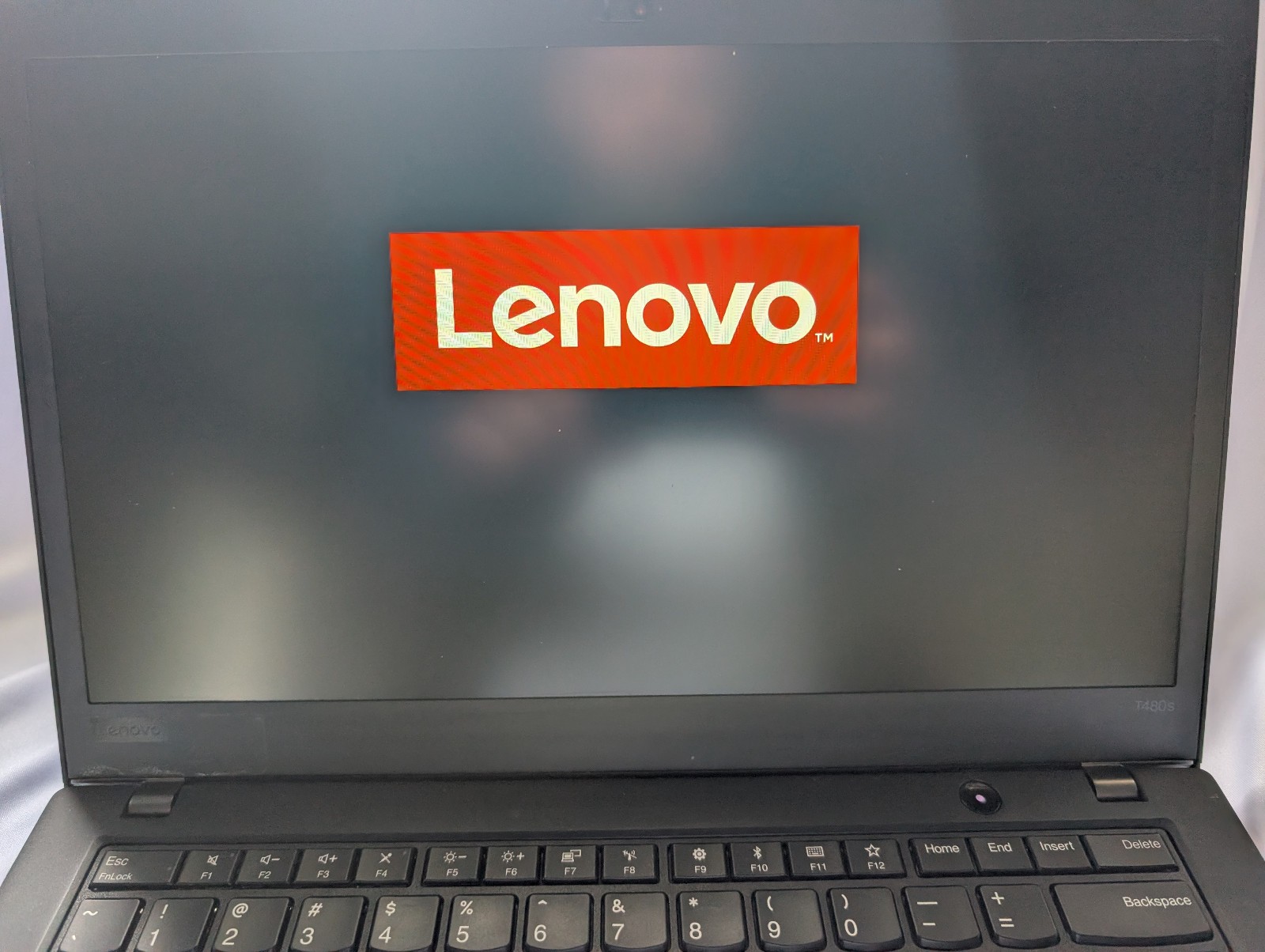 Lenovo Thinkpad T480s Intel i5 8th Gen 8GB RAM 256GB NVME Win 11 Pro + Charger