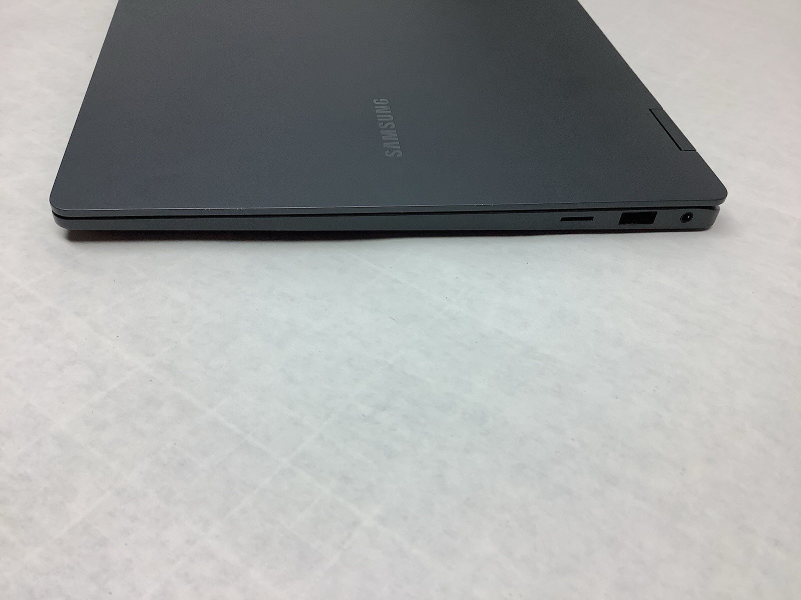 Samsung Galaxy Book3 360 15.6″ AMOLED Intel Core i7-1360P 16GB 512GB WINDOWS 11